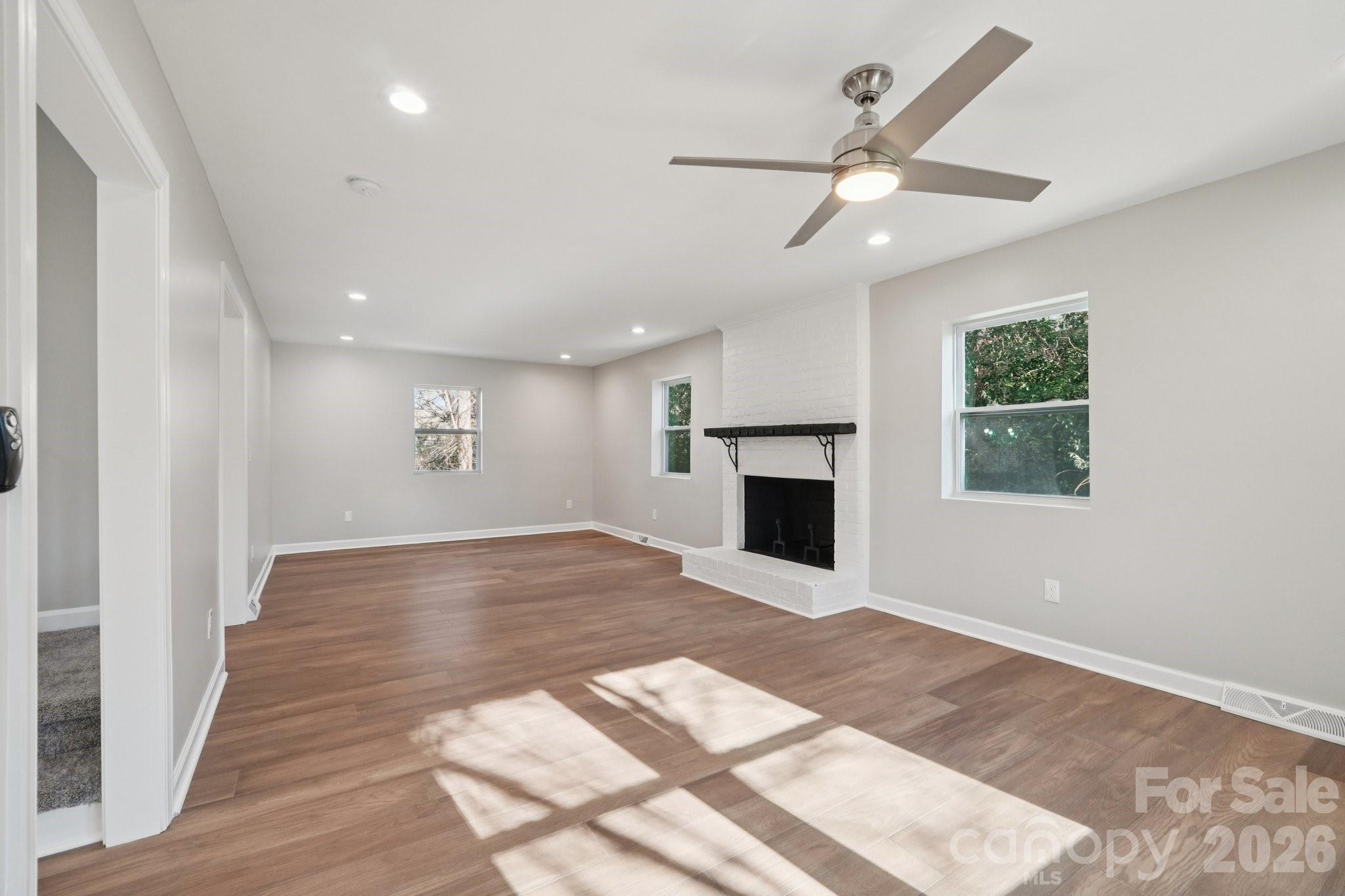 1216 Old Farm Road Property Photo 7