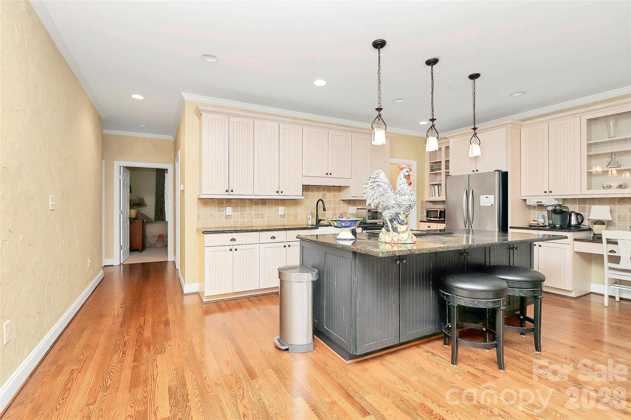 729 Lochaven Road Property Photo 11
