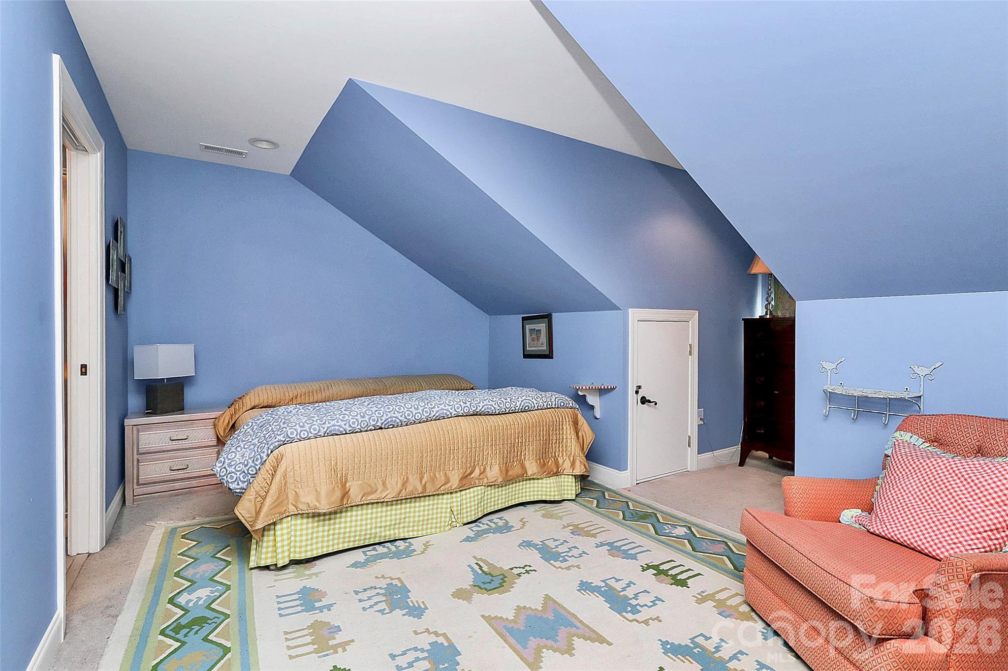 729 Lochaven Road Property Photo 22