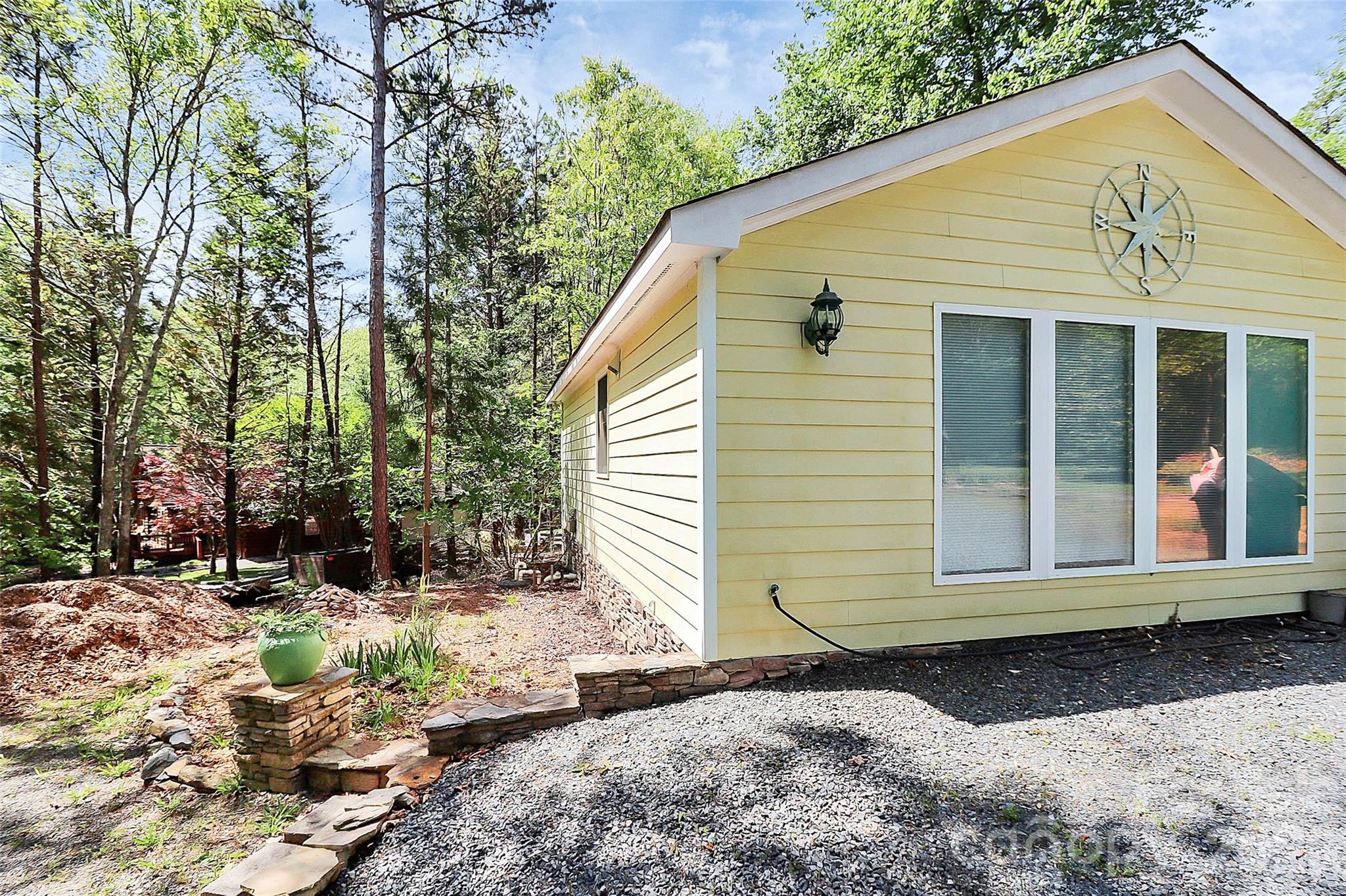 729 Lochaven Road Property Photo 27