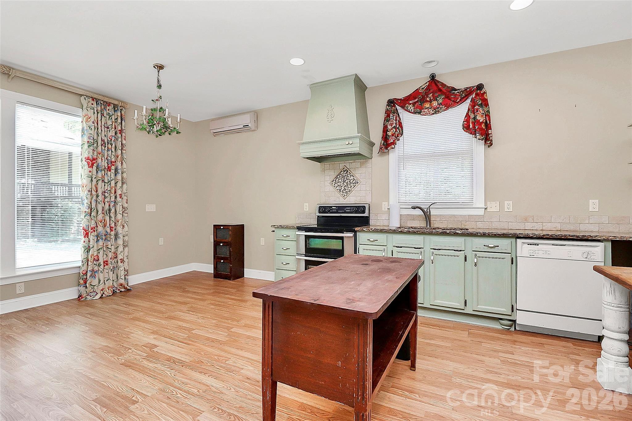 729 Lochaven Road Property Photo 29