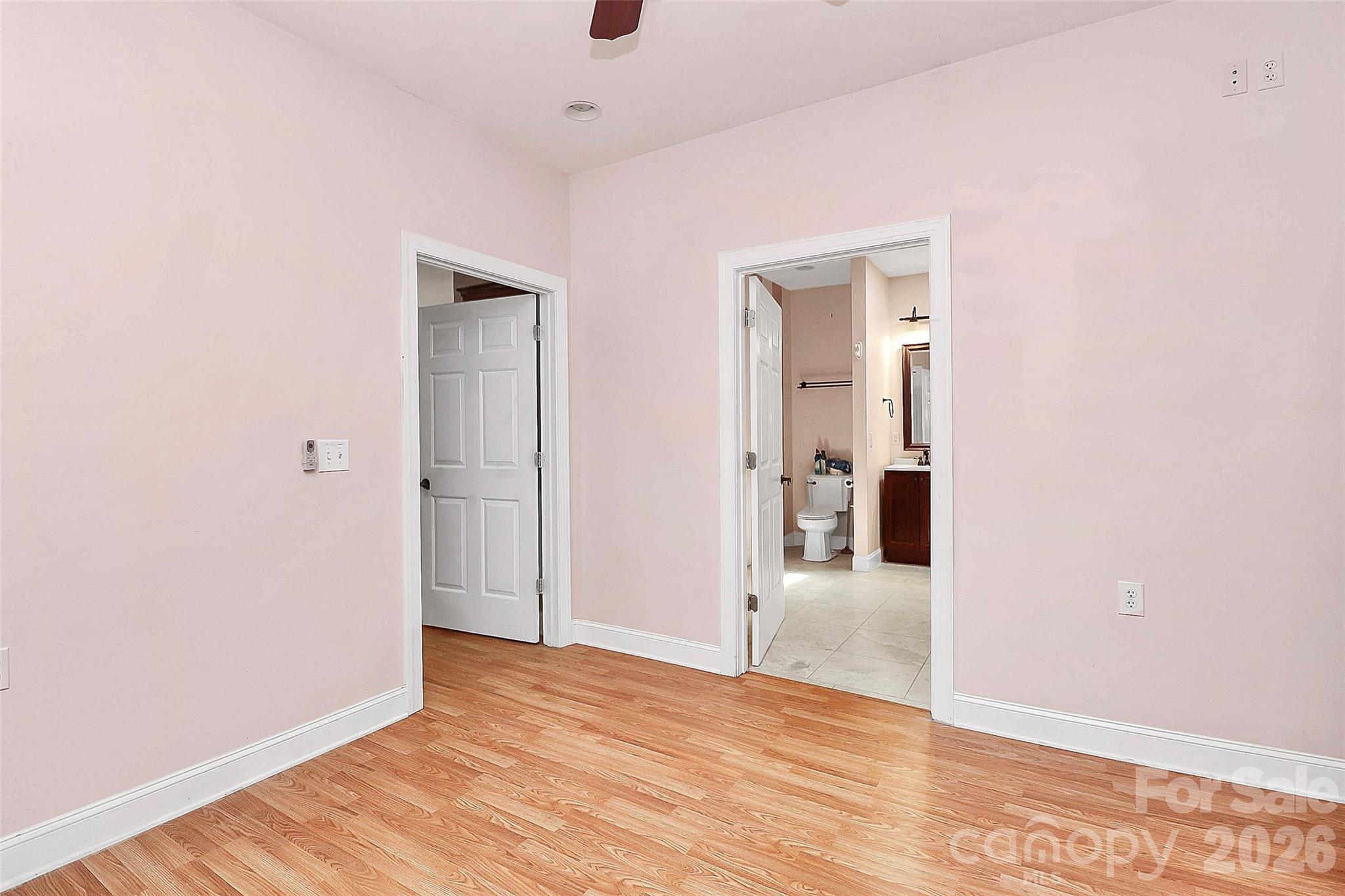729 Lochaven Road Property Photo 32