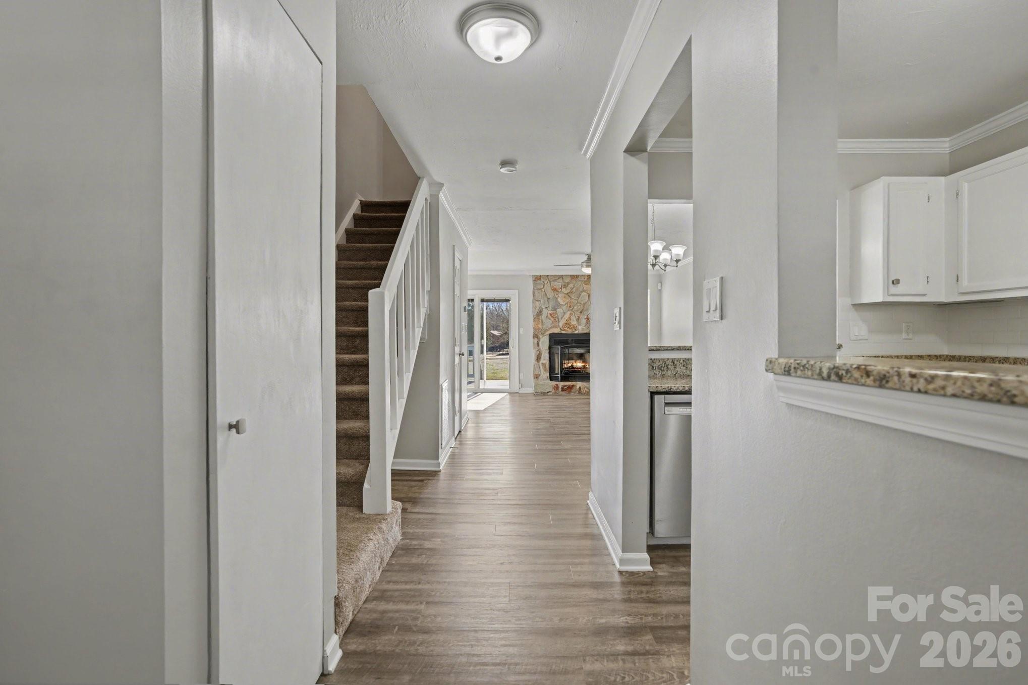8221 Circle Tree Lane Property Photo 2