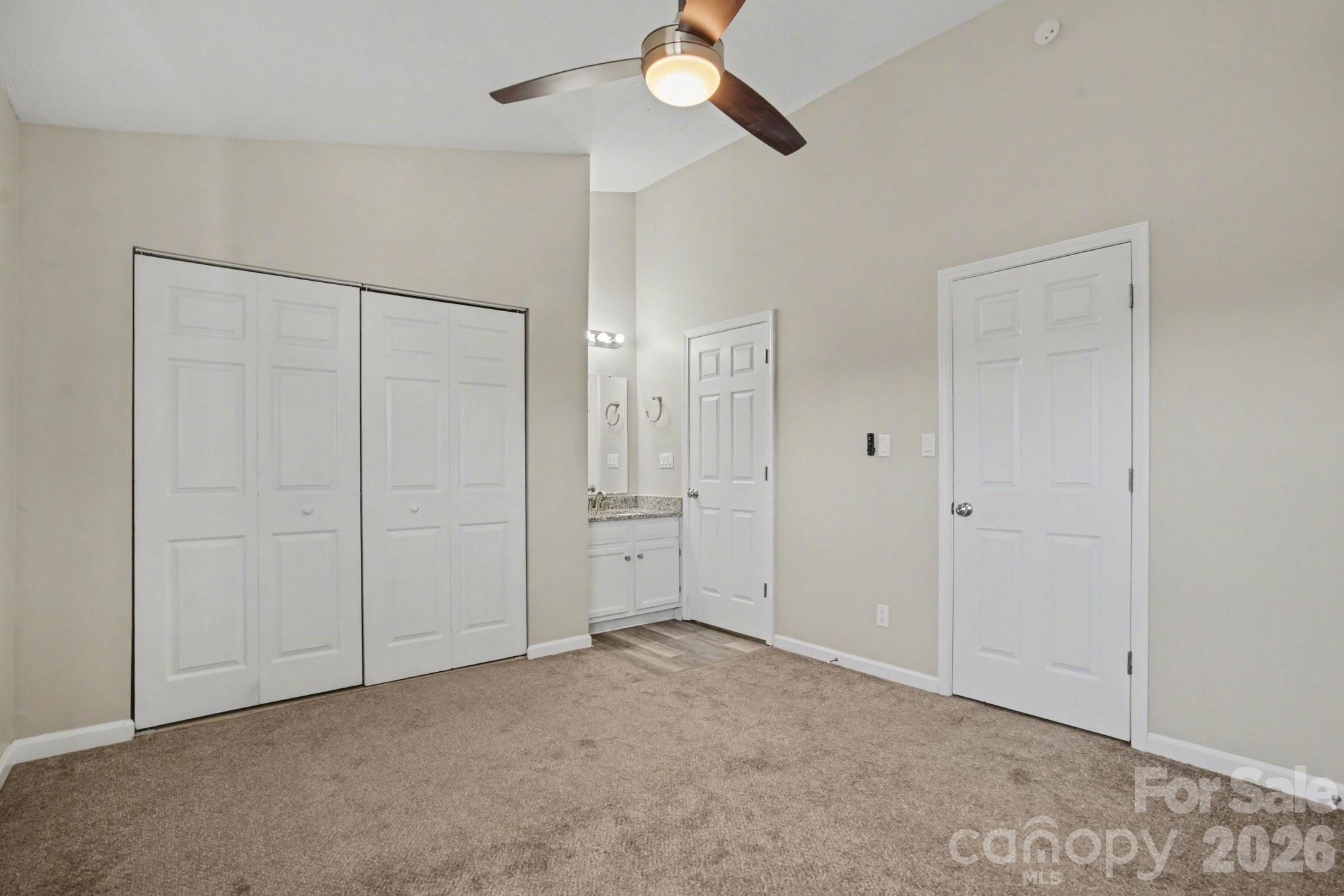 8221 Circle Tree Lane Property Photo 12