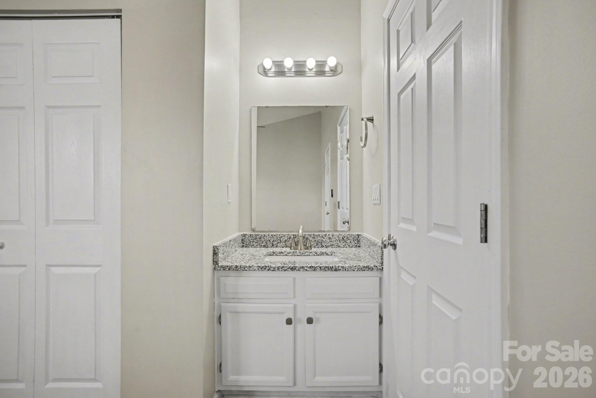 8221 Circle Tree Lane Property Photo 14