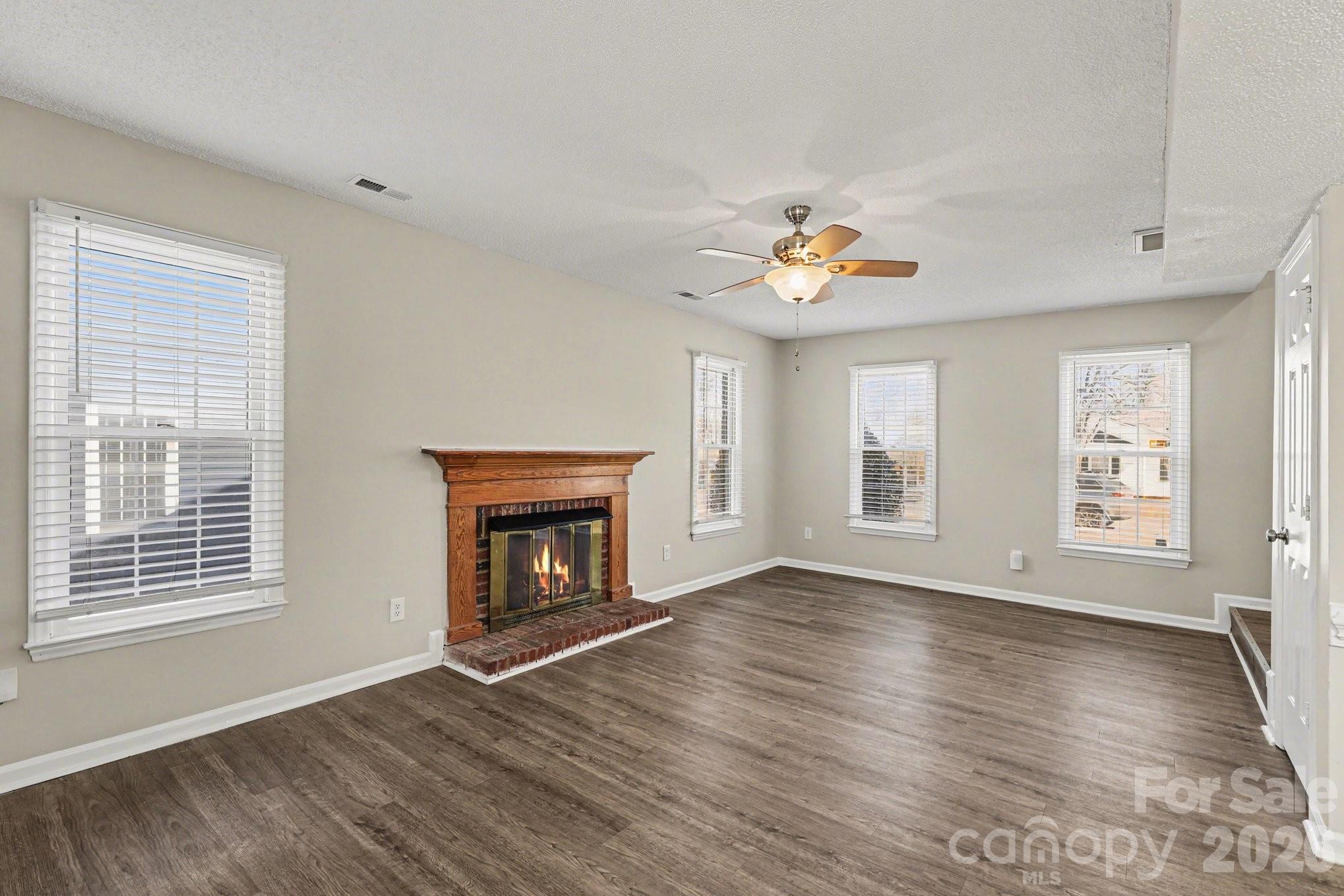 5932 Scots Bluff Drive Property Photo 6