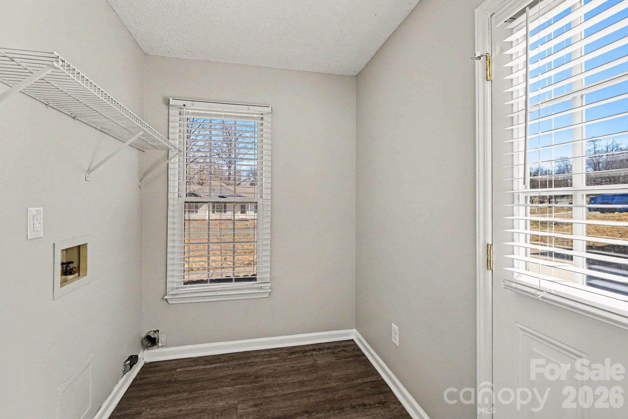 5932 Scots Bluff Drive Property Photo 12