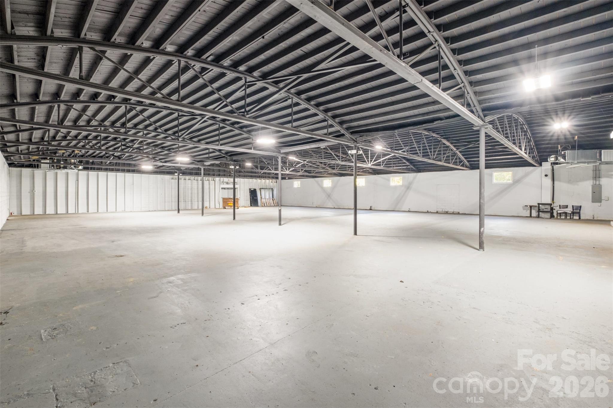 702 Linwood Road Property Photo 8