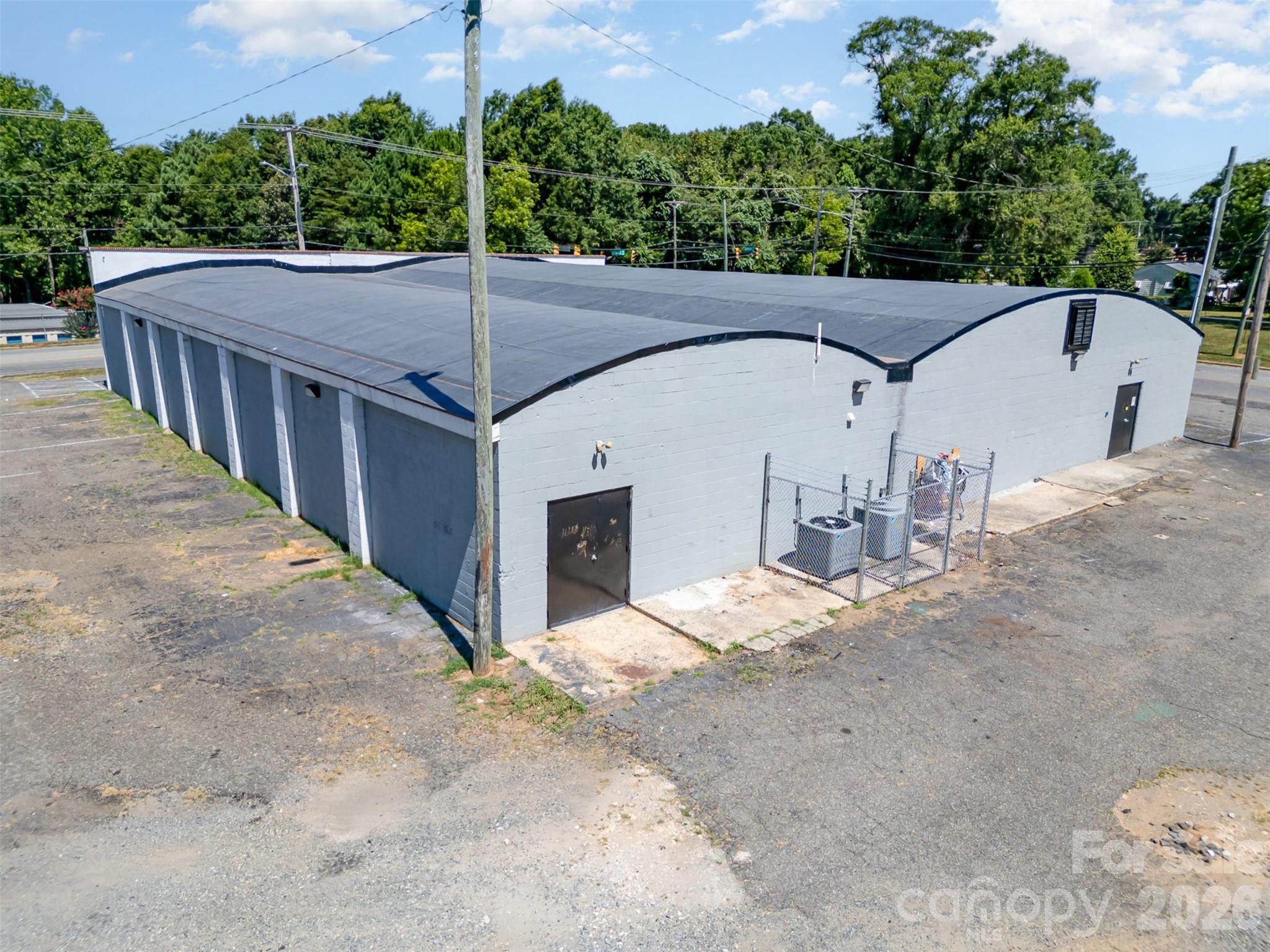 702 Linwood Road Property Photo 22