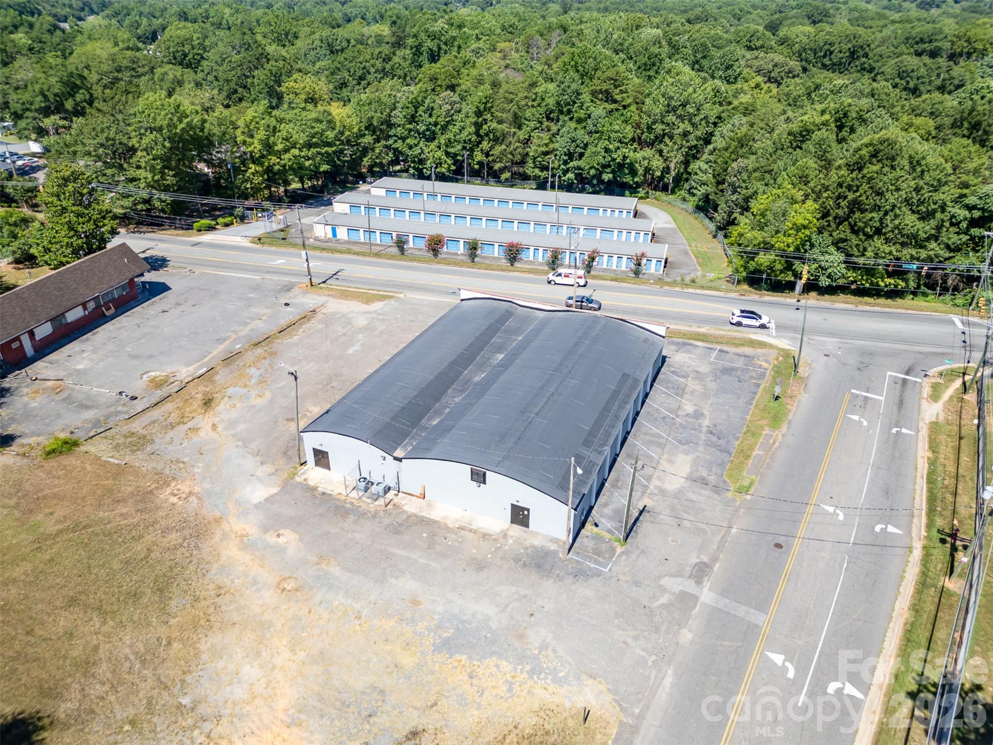 702 Linwood Road Property Photo 24