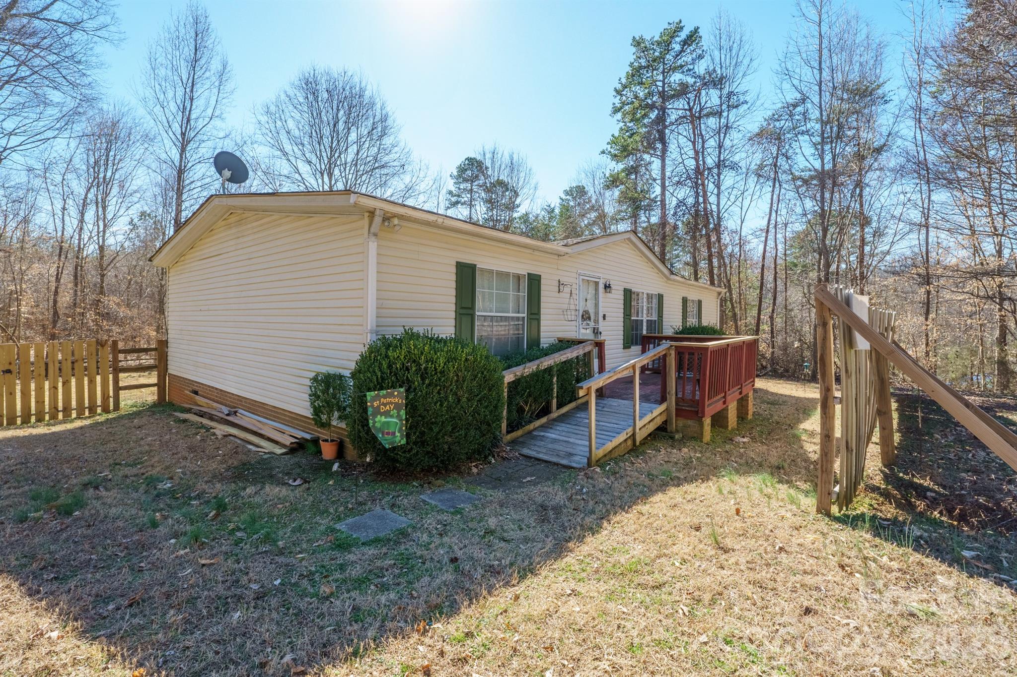 1049 Ramsey Street Property Photo 2
