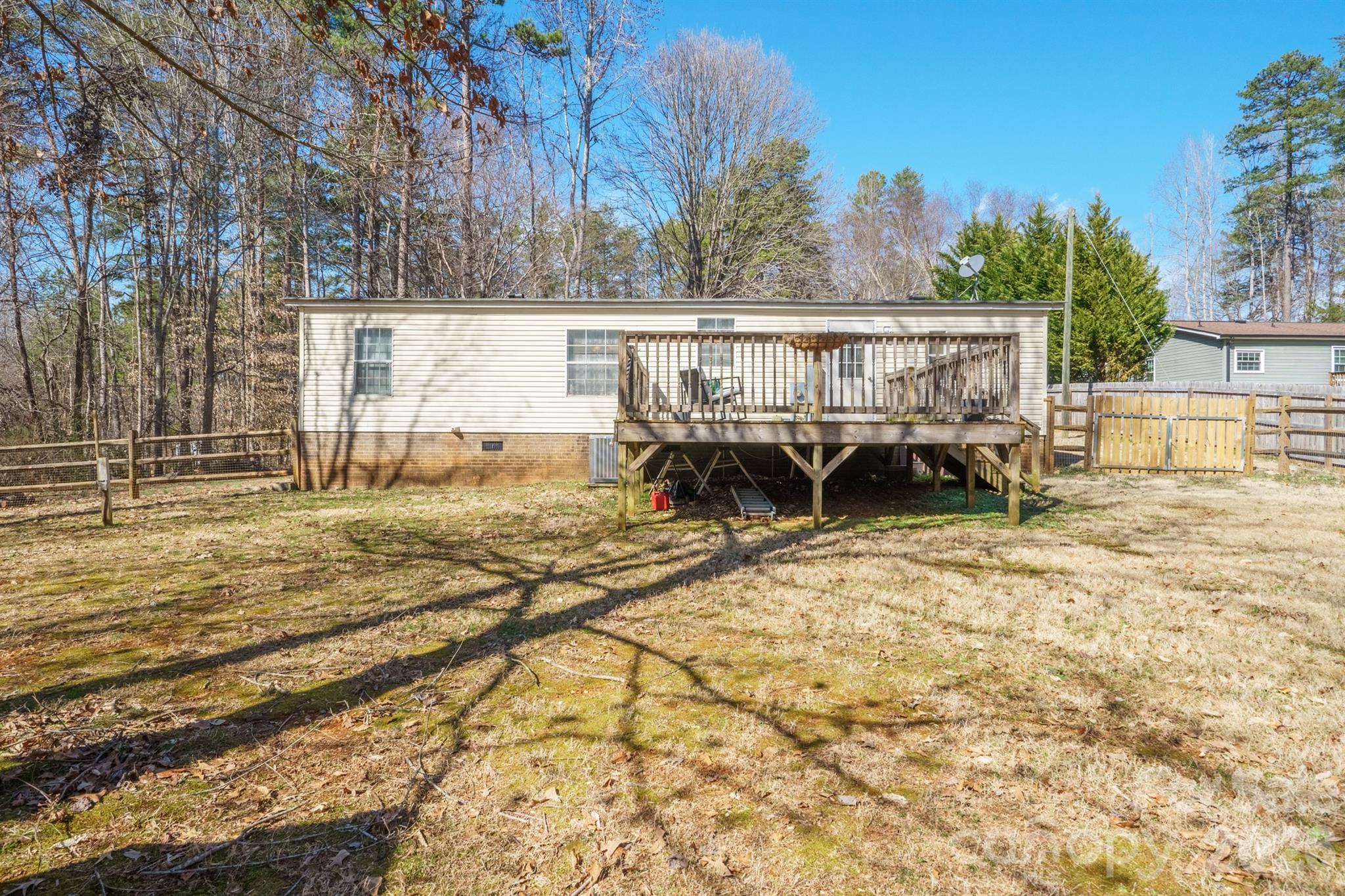 1049 Ramsey Street Property Photo 4
