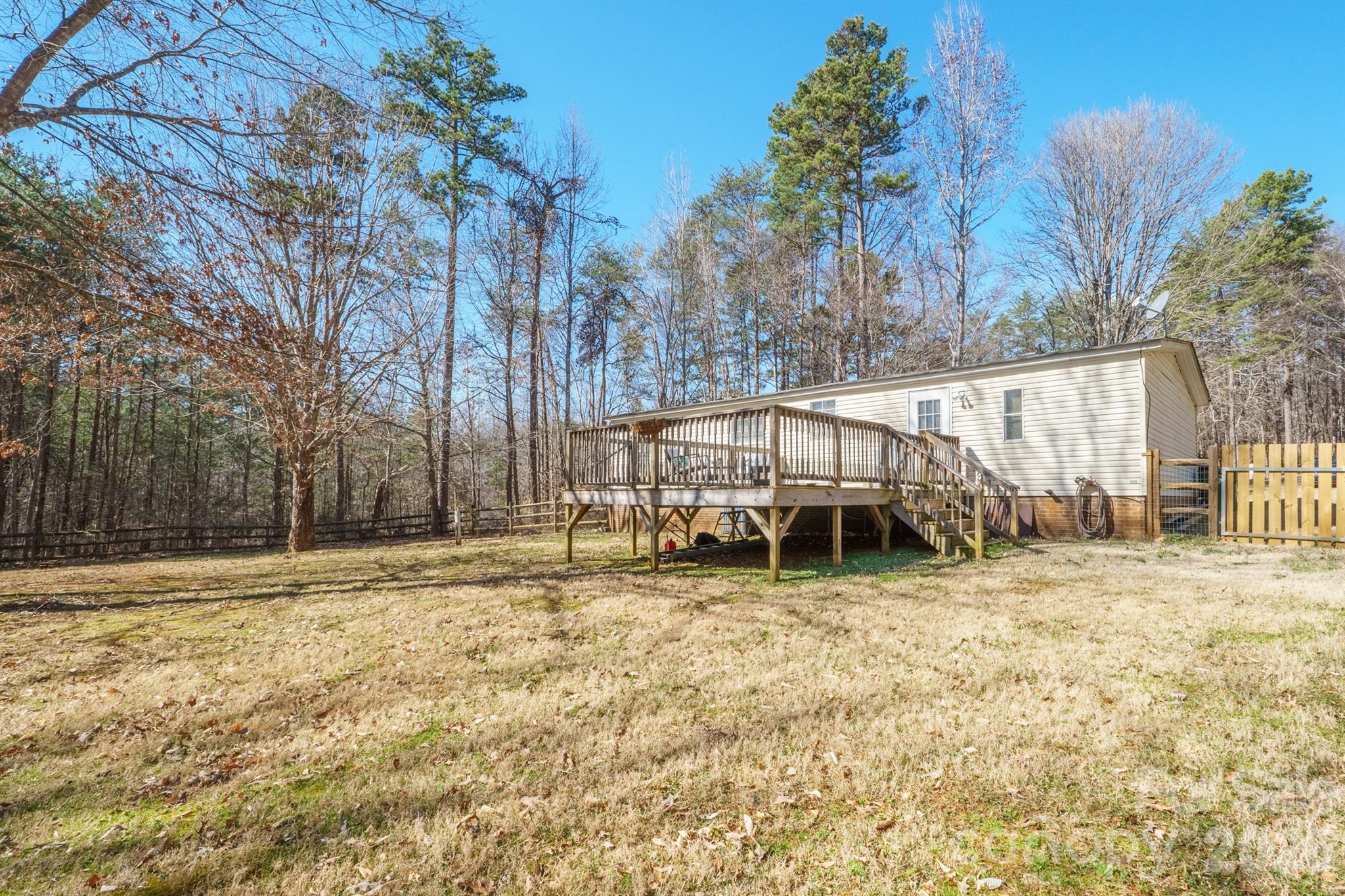 1049 Ramsey Street Property Photo 5