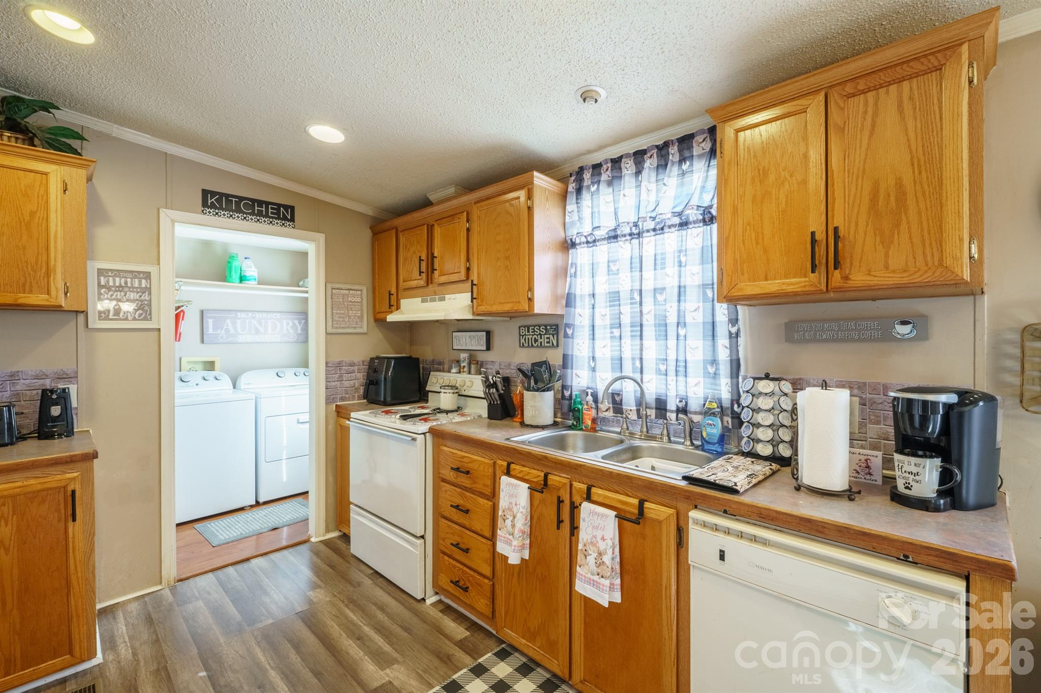 1049 Ramsey Street Property Photo 13