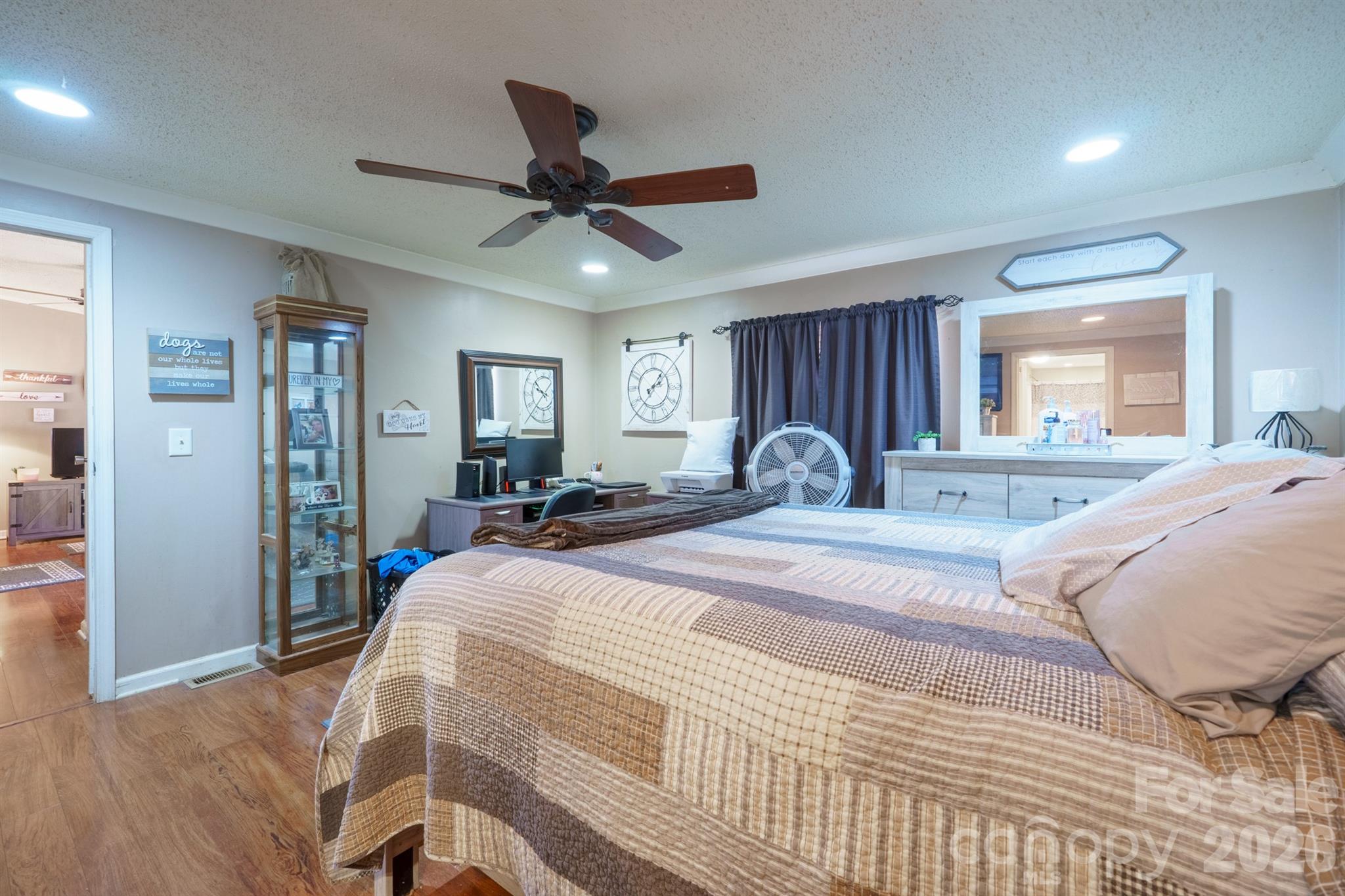 1049 Ramsey Street Property Photo 26