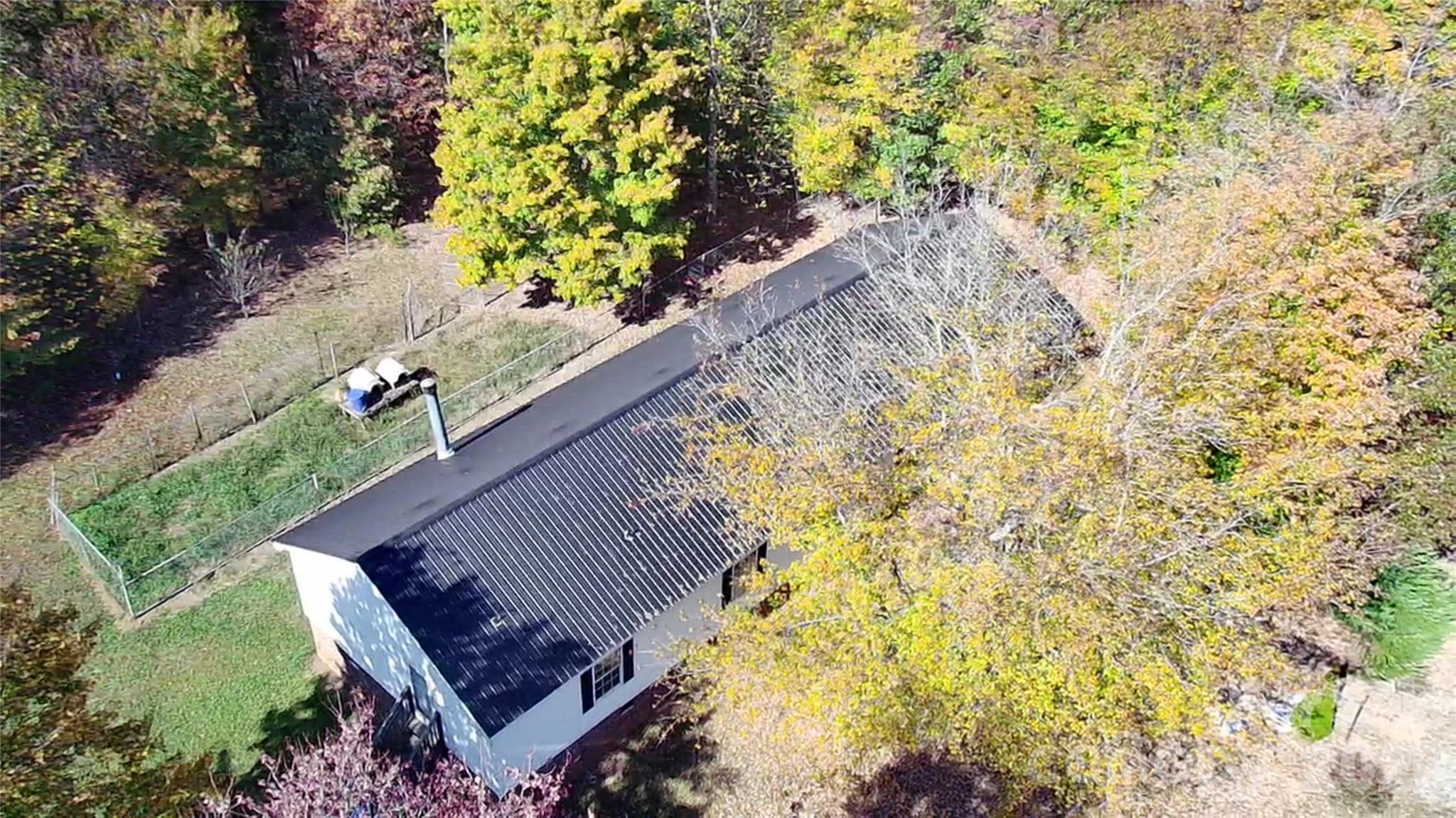 276 Ostwalt Amity Road Property Photo 3