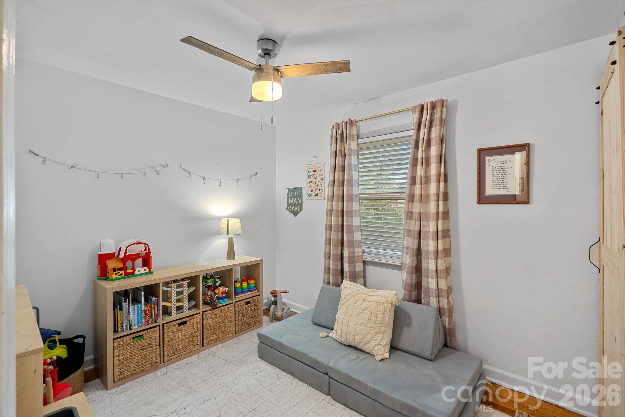 4314 Oak Forest Drive Property Photo 10