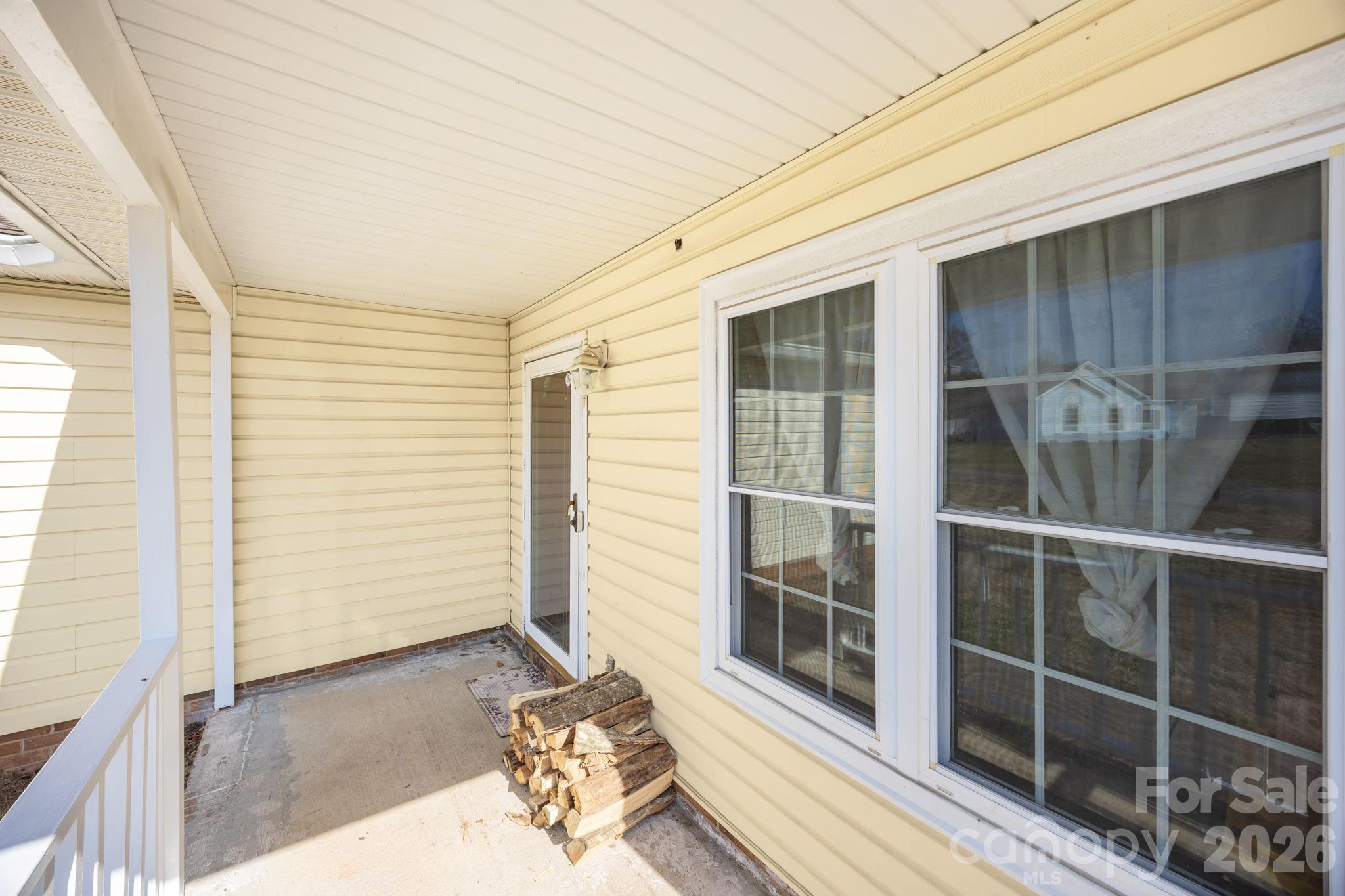5400 Barnview Court Property Photo 13