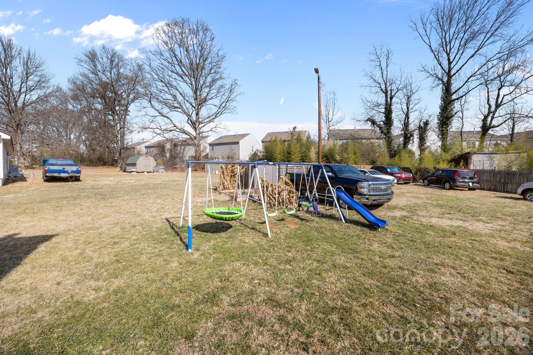 5400 Barnview Court Property Photo 17