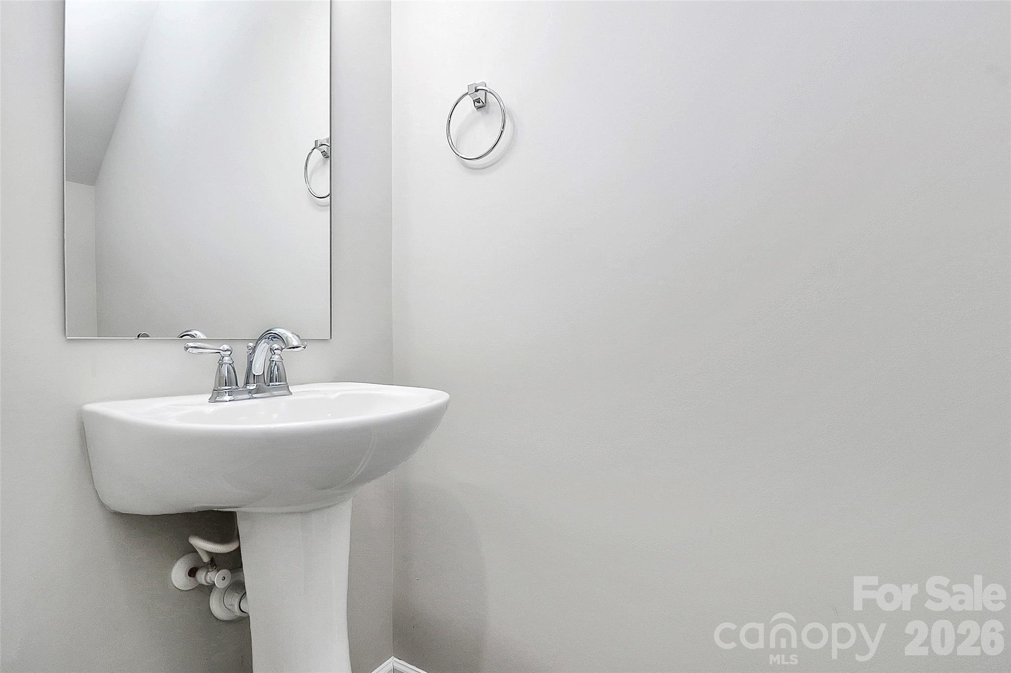 7113 Somerford Road Property Photo 5
