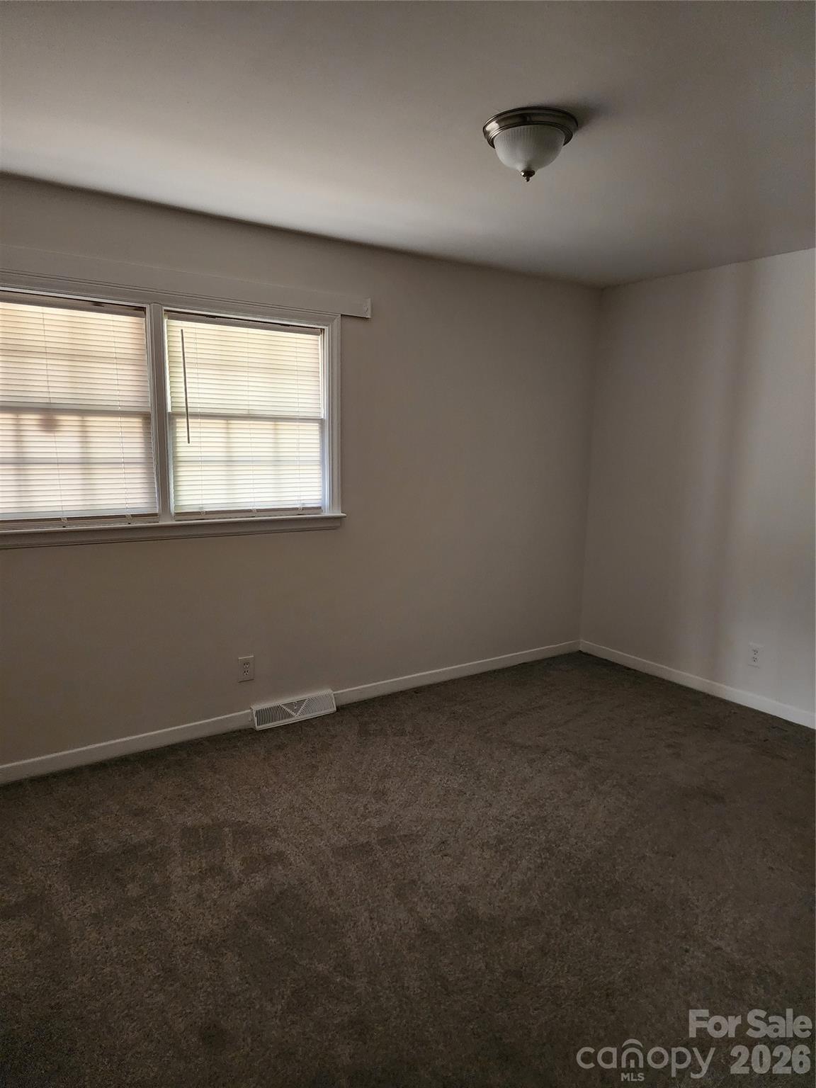 601 Camrose Drive Property Photo 8