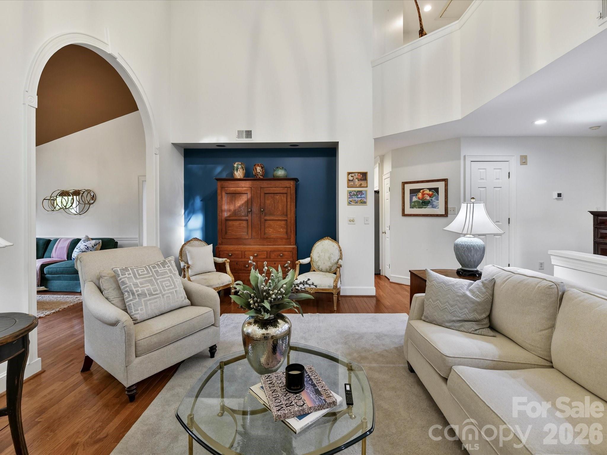 1847 Meadowood Lane Property Photo 8