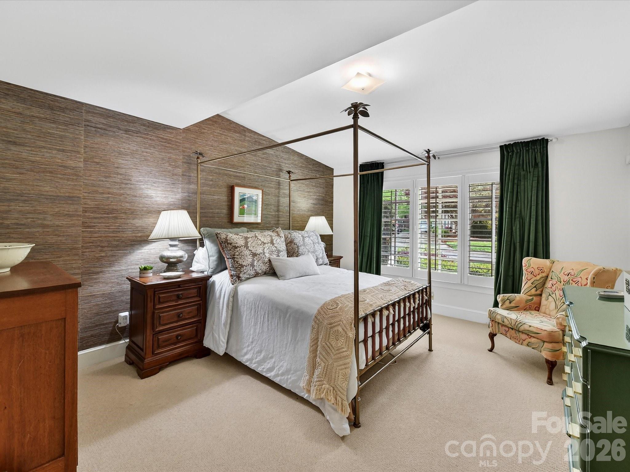 1847 Meadowood Lane Property Photo 17
