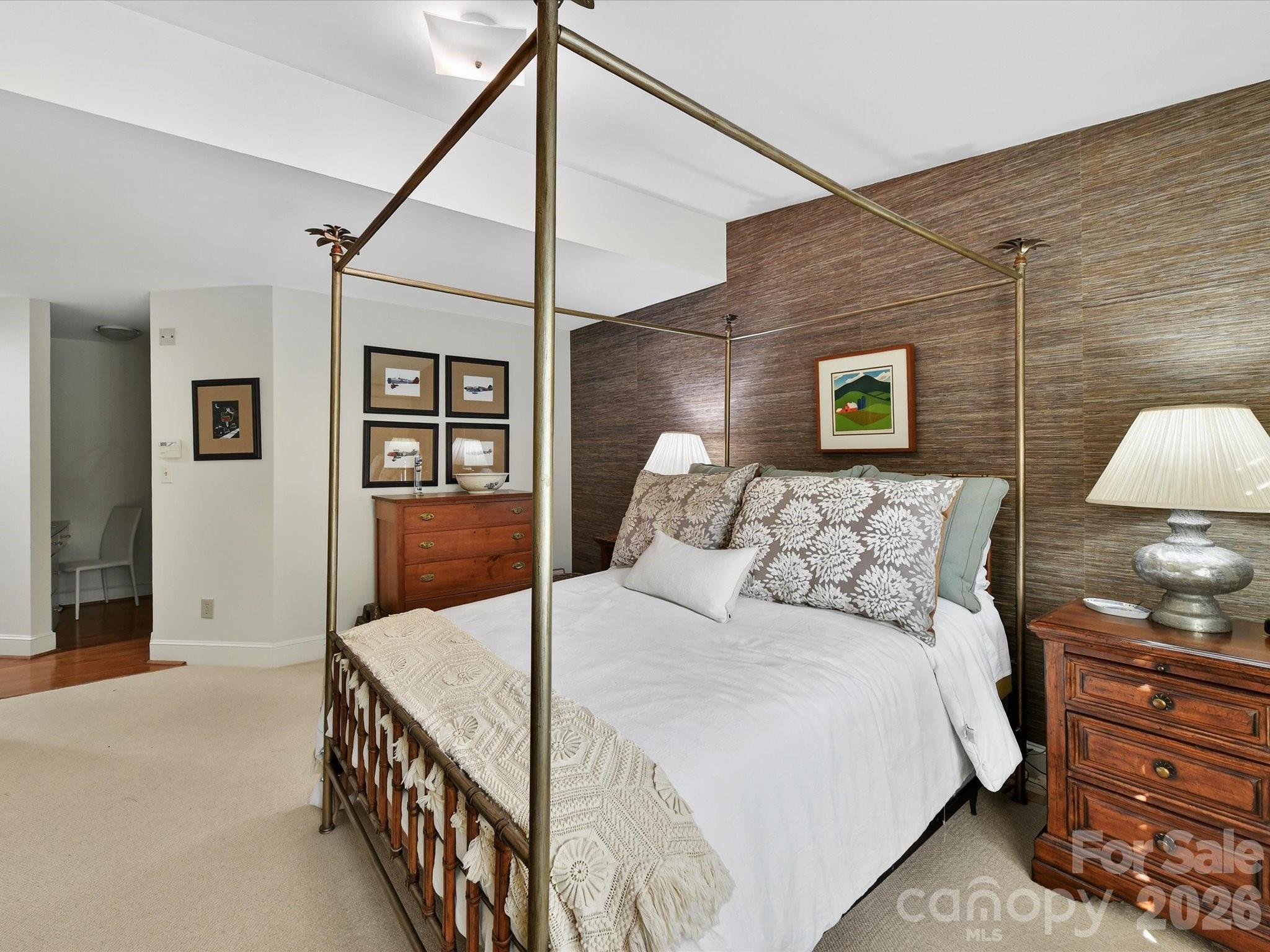 1847 Meadowood Lane Property Photo 19