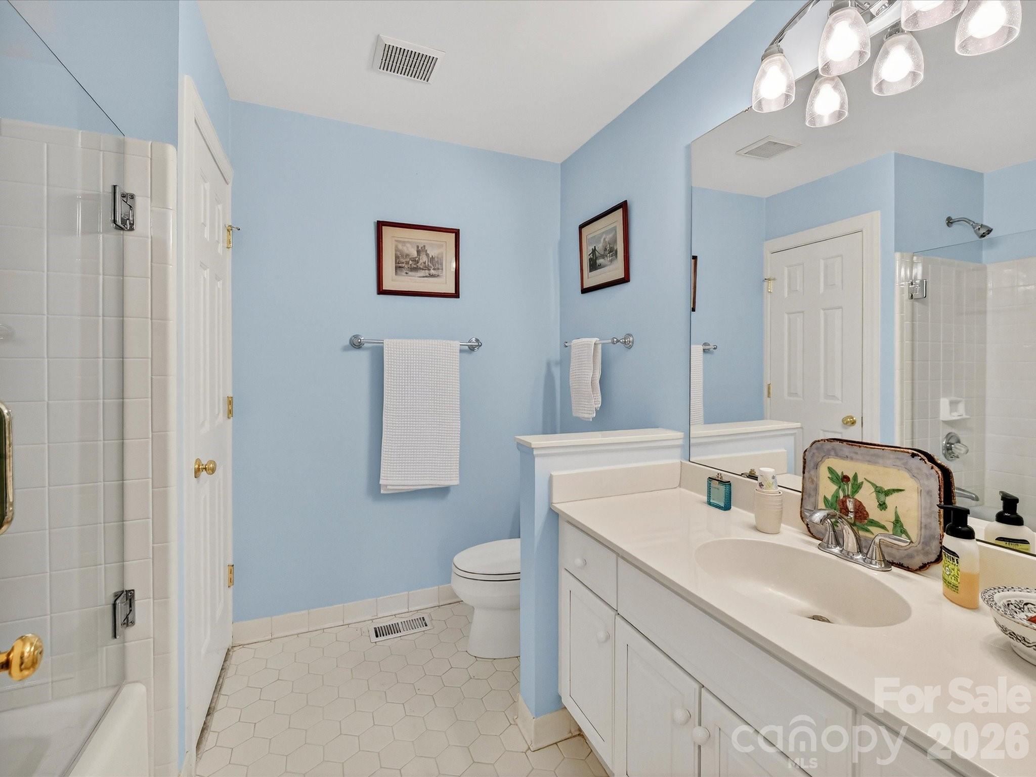 1847 Meadowood Lane Property Photo 27