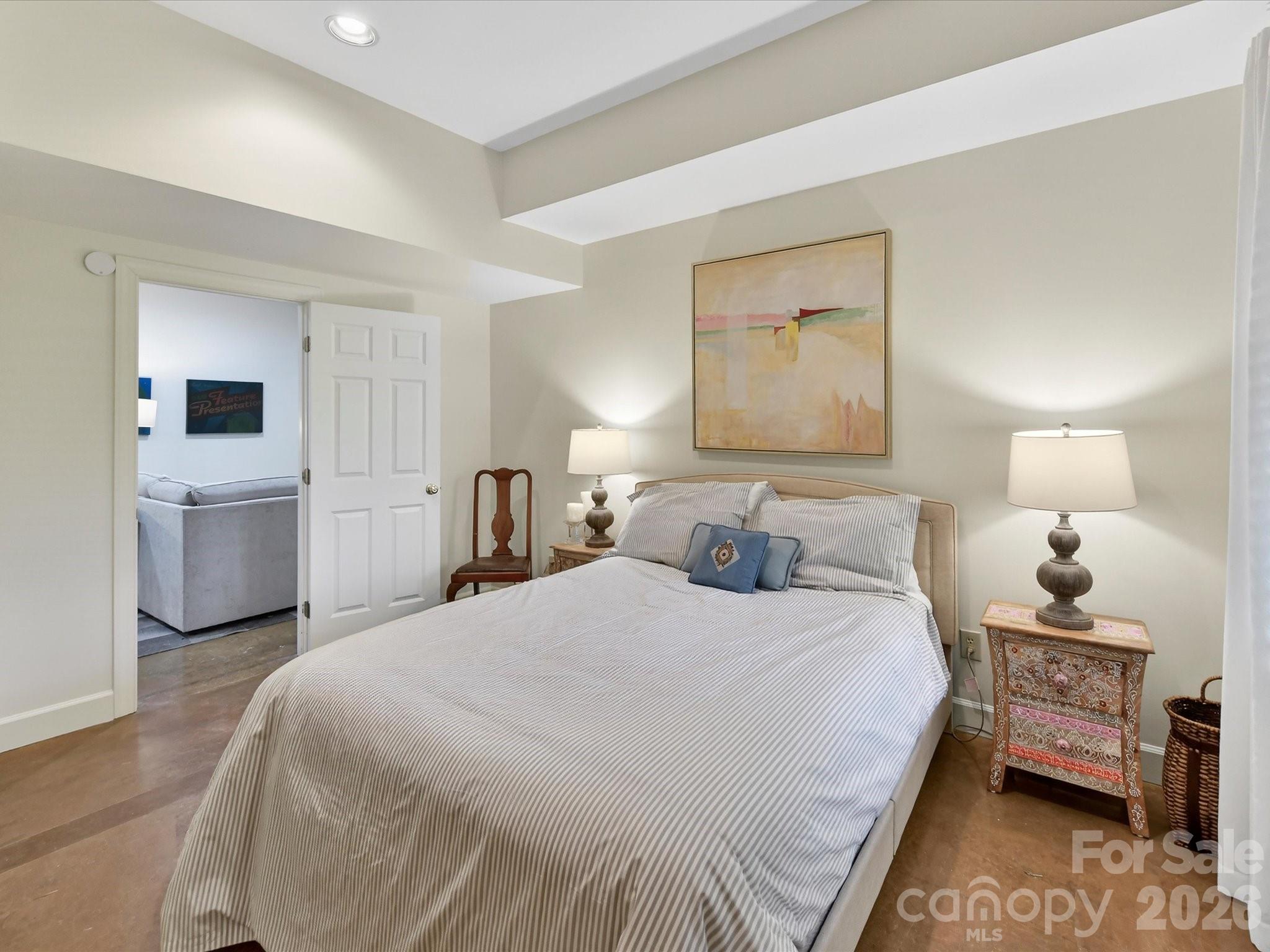 1847 Meadowood Lane Property Photo 36