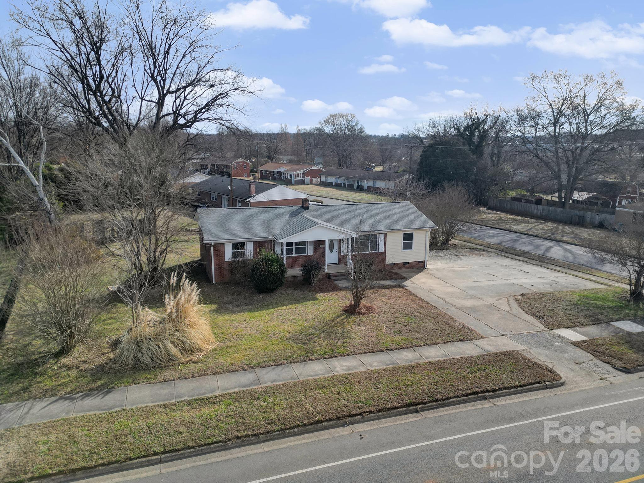 328 Old Concord Road Property Photo 7
