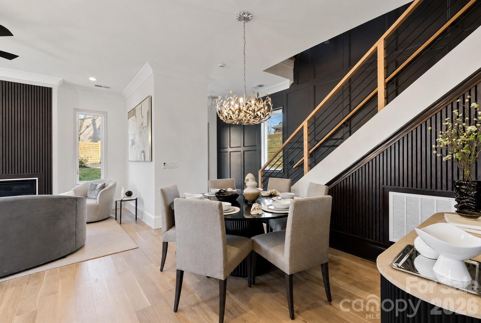 2117 Lombardy Circle Property Photo 3
