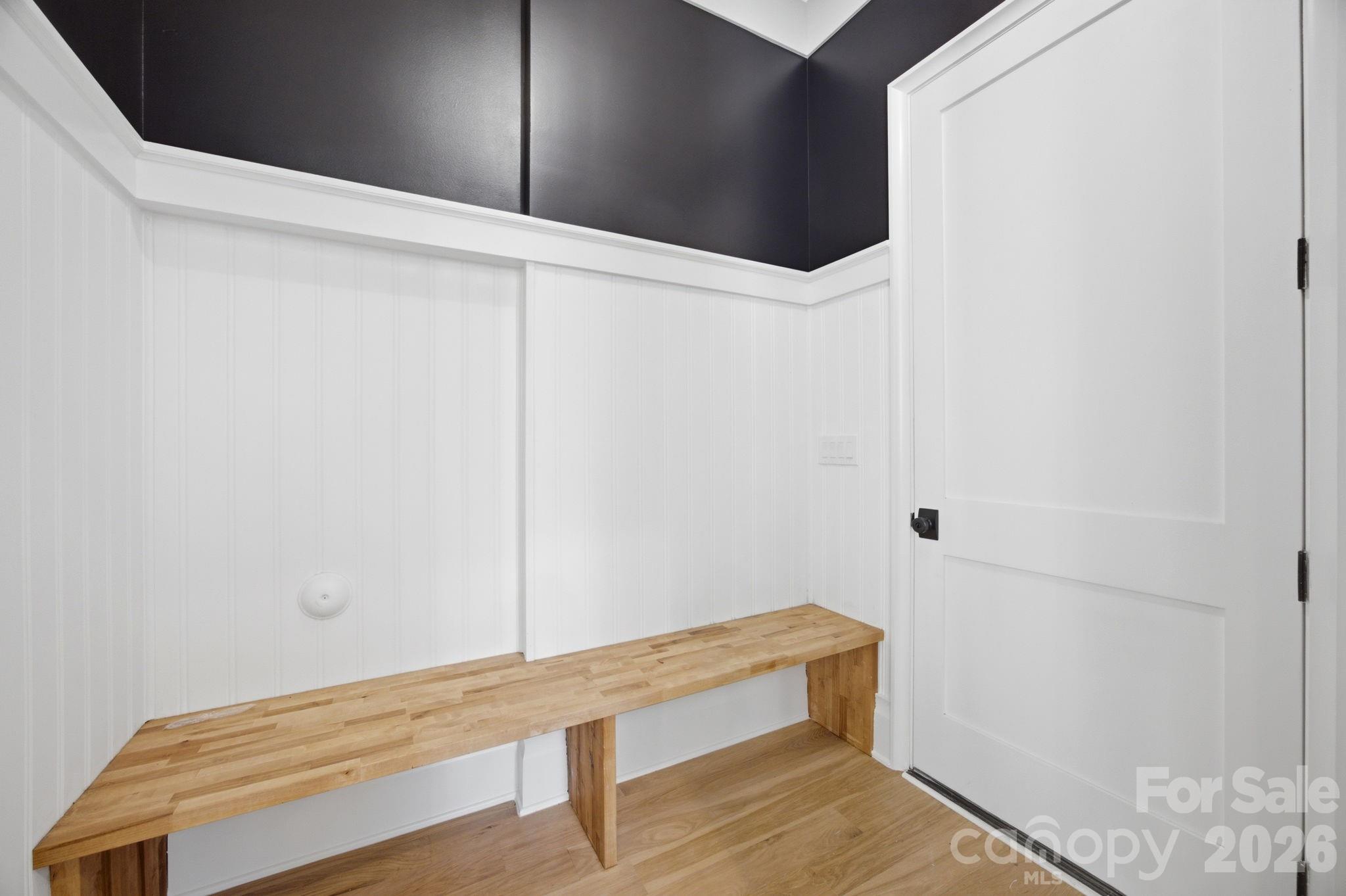 2117 Lombardy Circle Property Photo 7