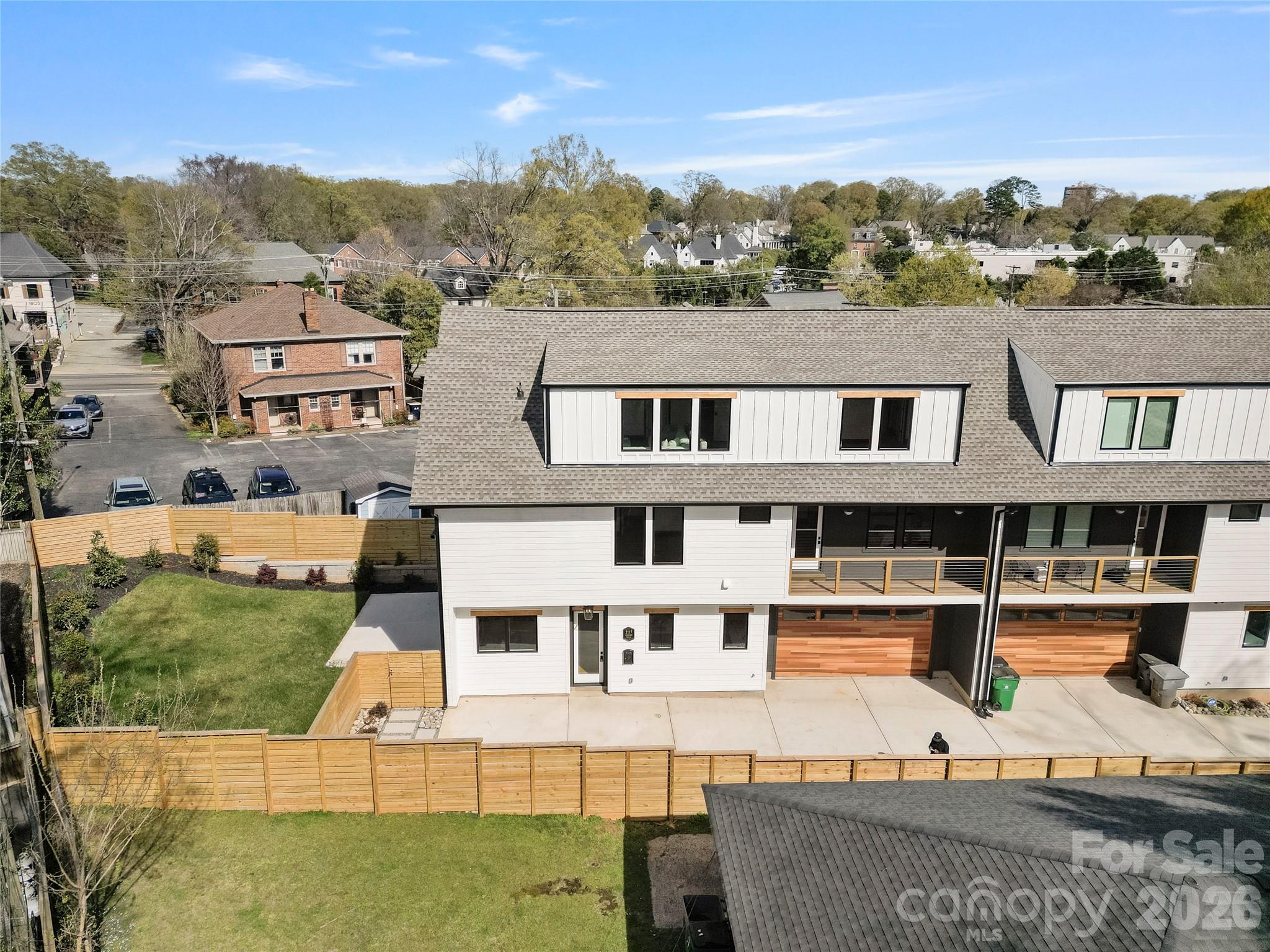 2117 Lombardy Circle Property Photo 34