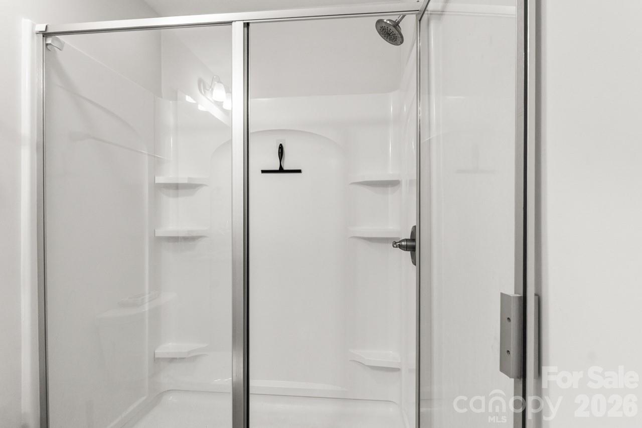 3738 Yorkshire Place Property Photo 21