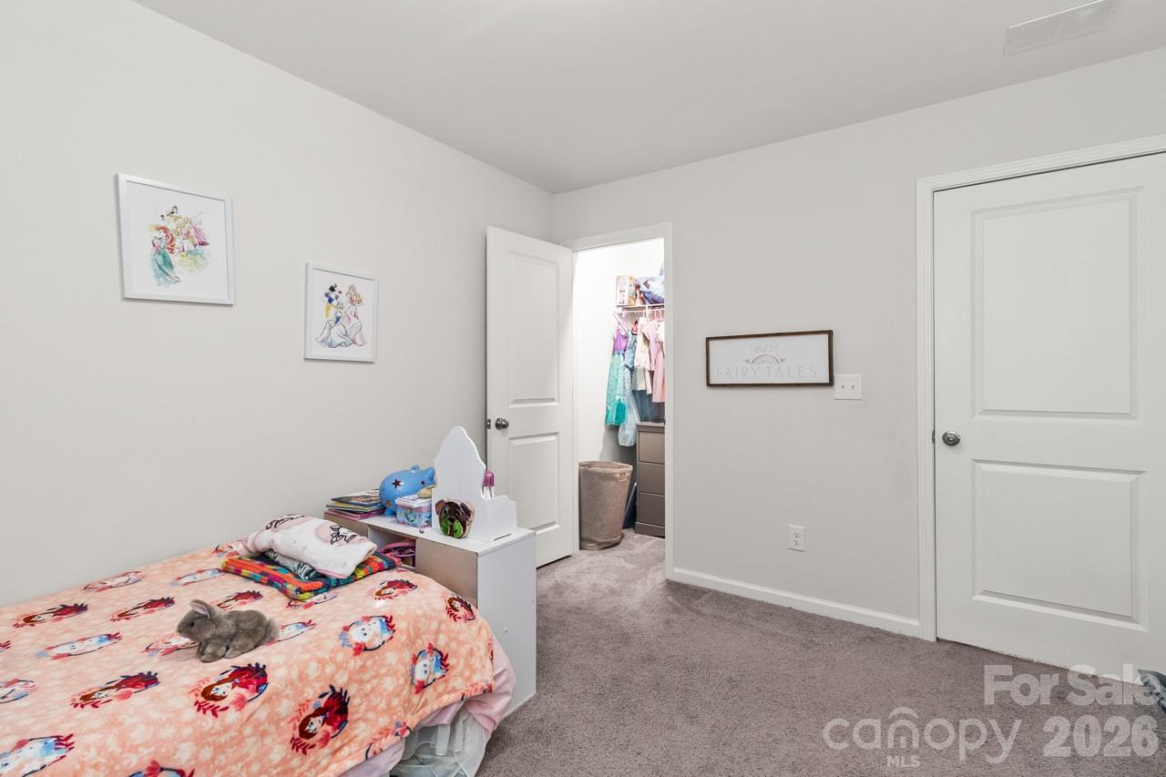 3738 Yorkshire Place Property Photo 26
