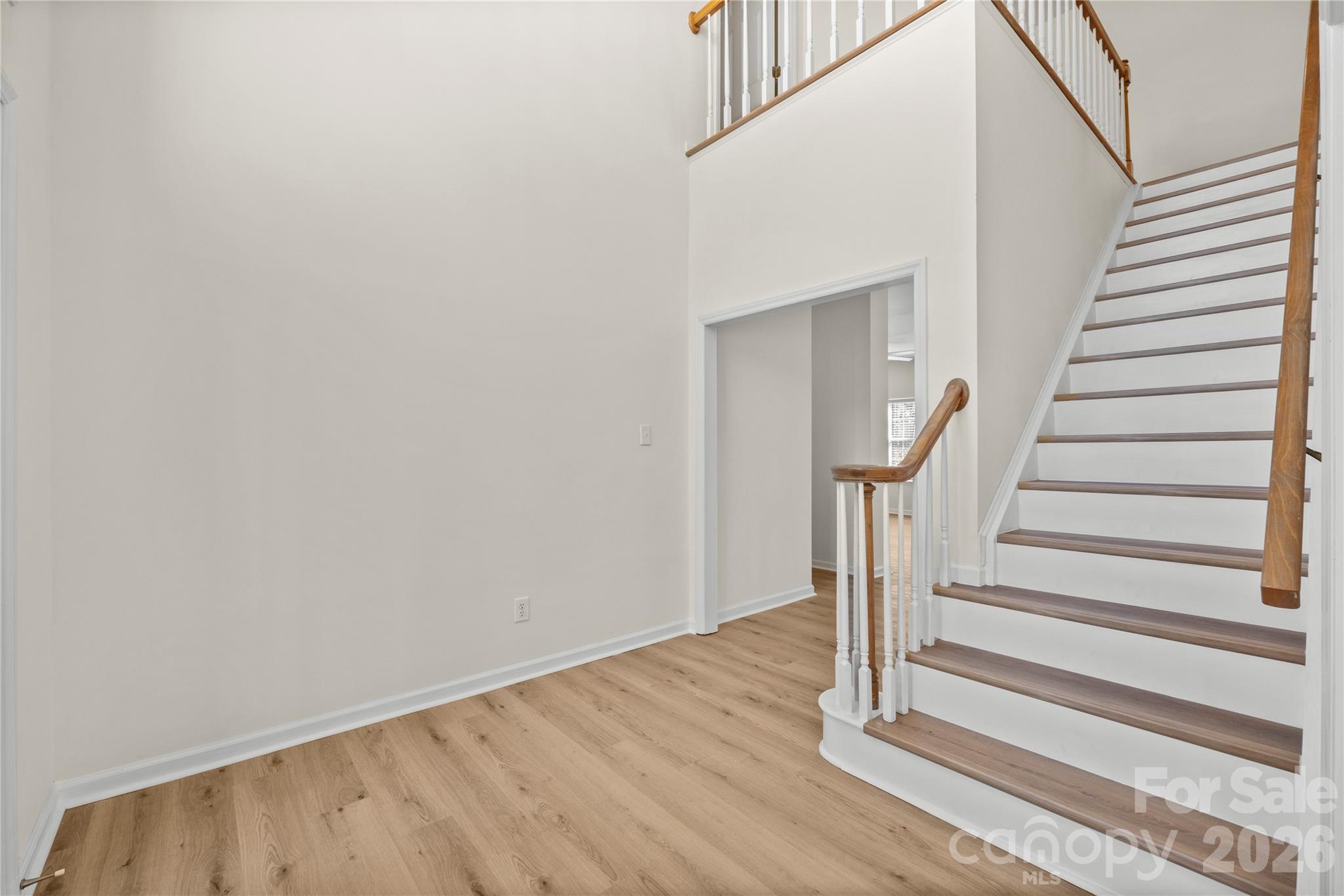 6107 Park Hill Road Property Photo 2