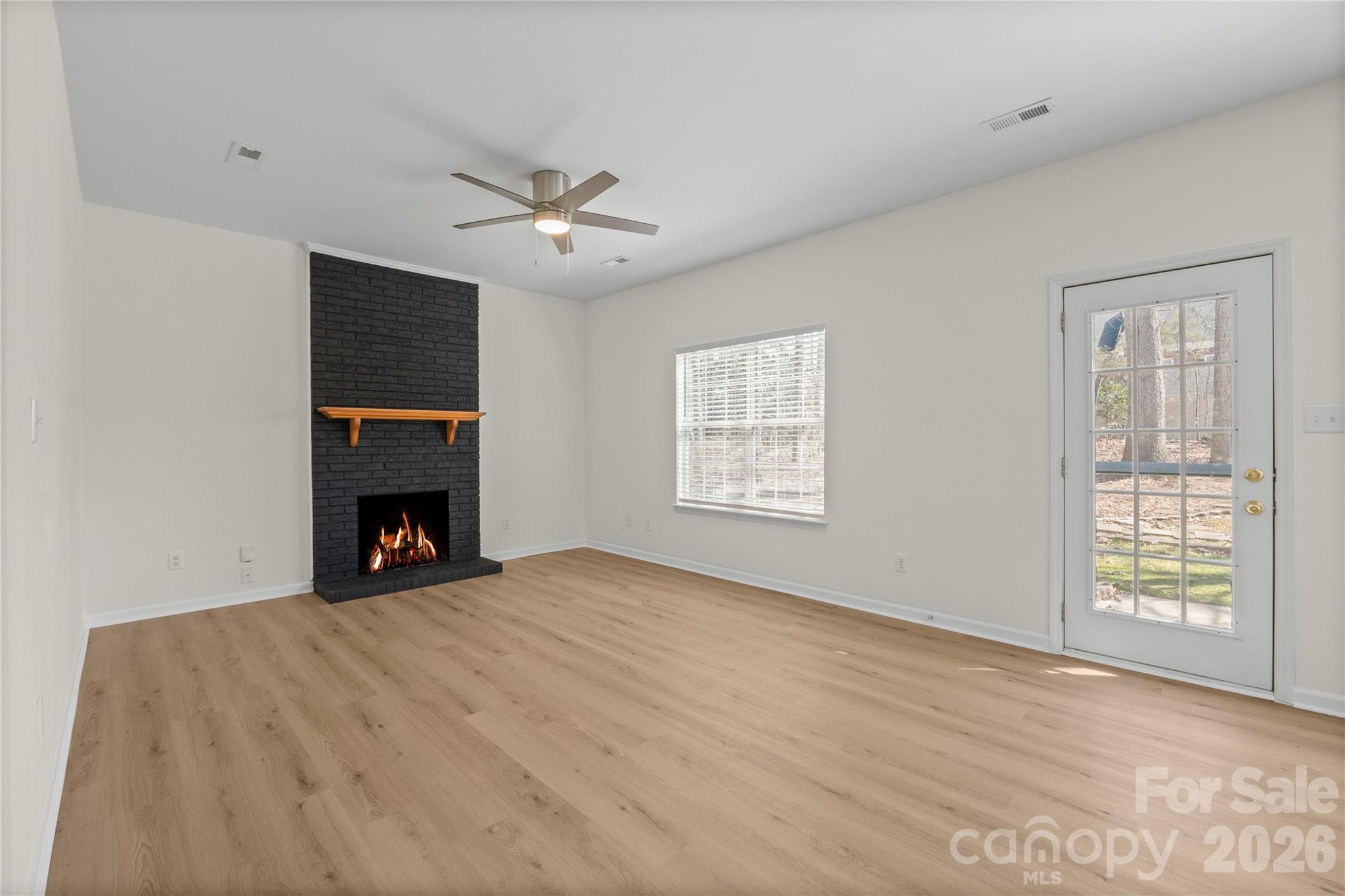 6107 Park Hill Road Property Photo 10