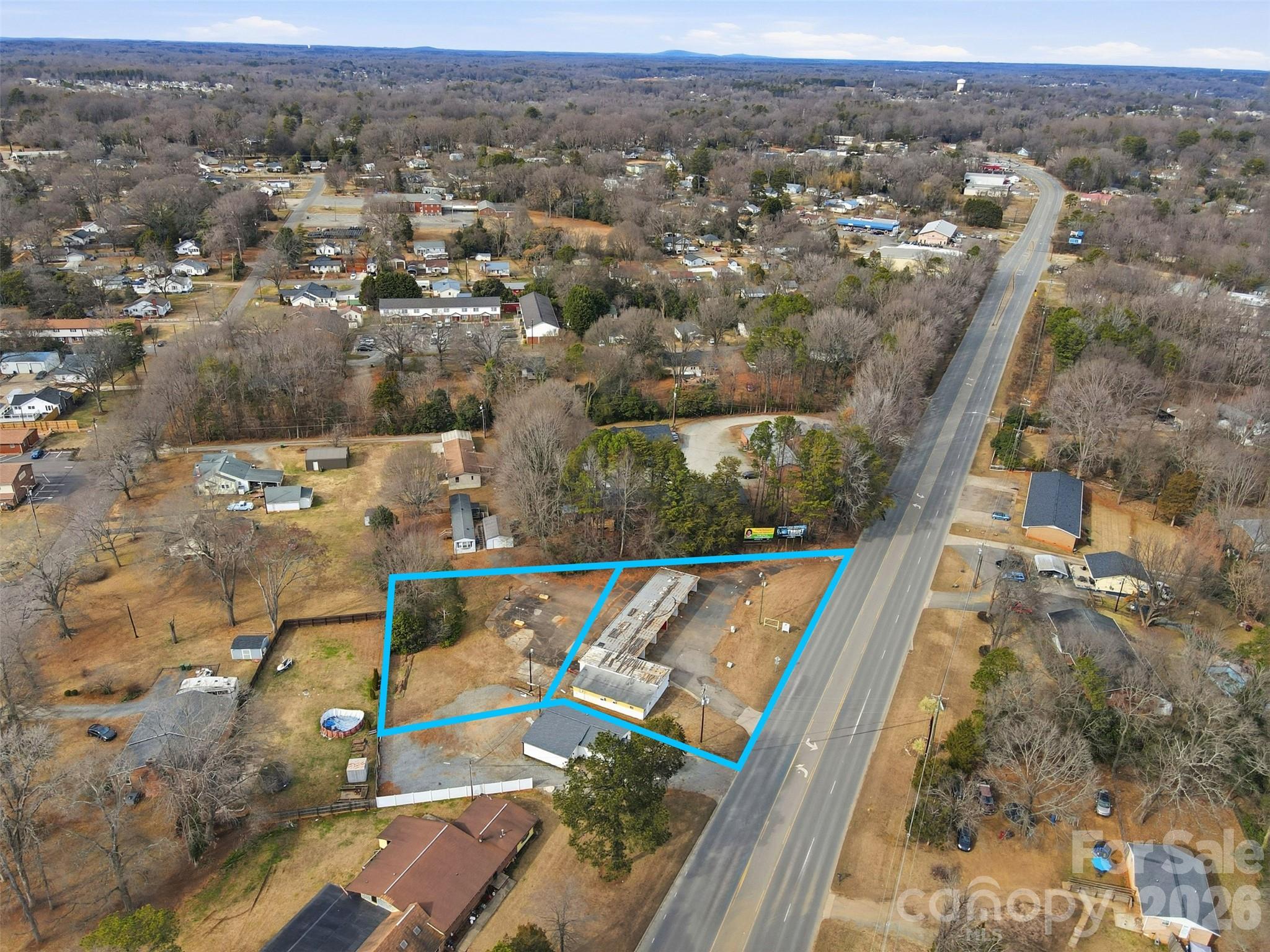 313 Beatty Drive Property Photo 3