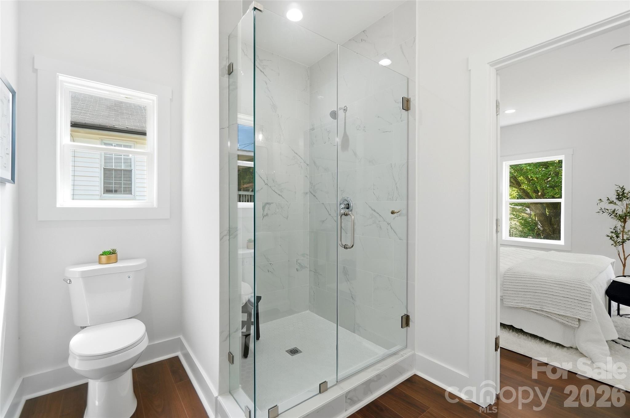 917 Bethpage Road Property Photo 21