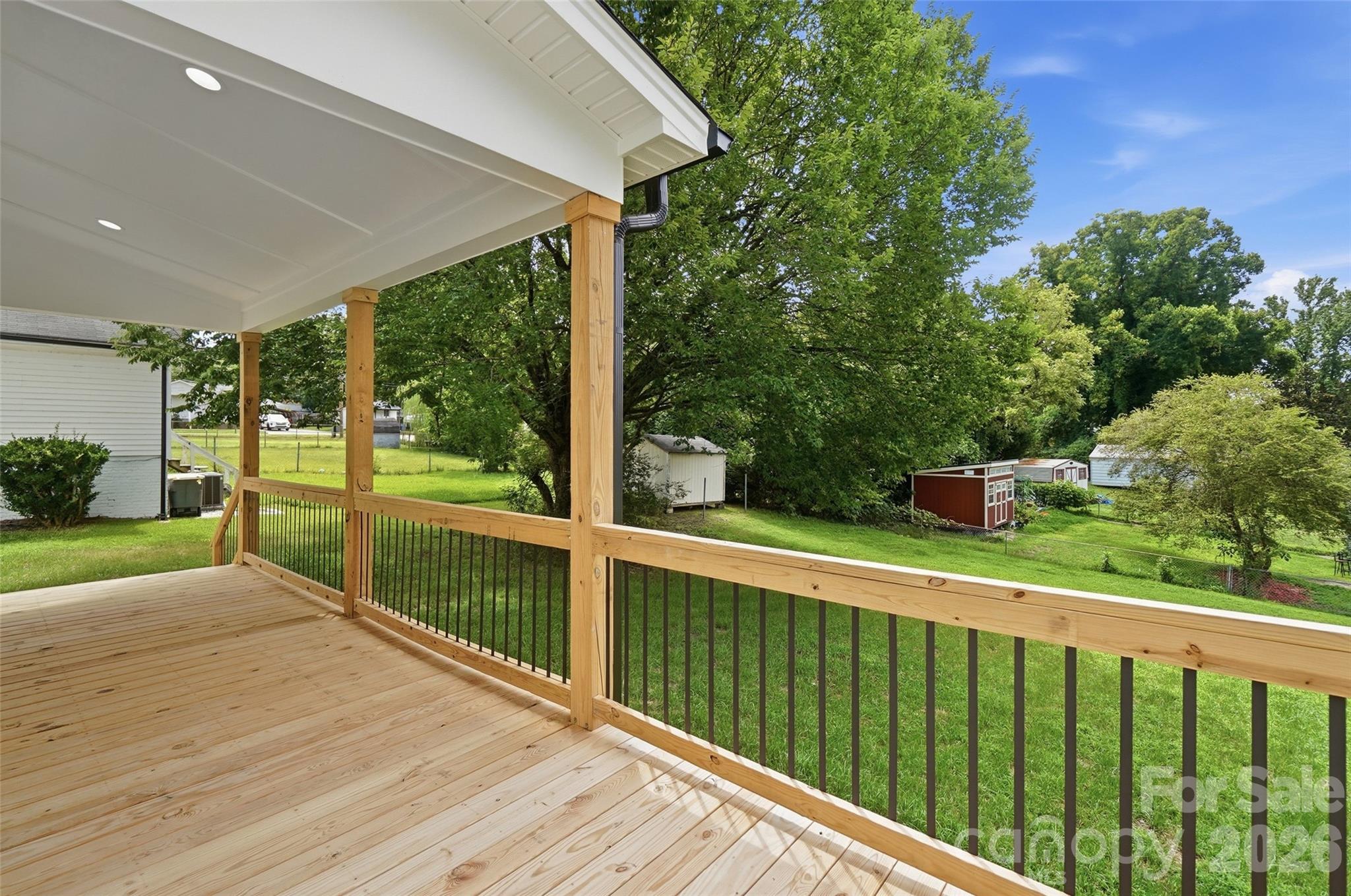 917 Bethpage Road Property Photo 36