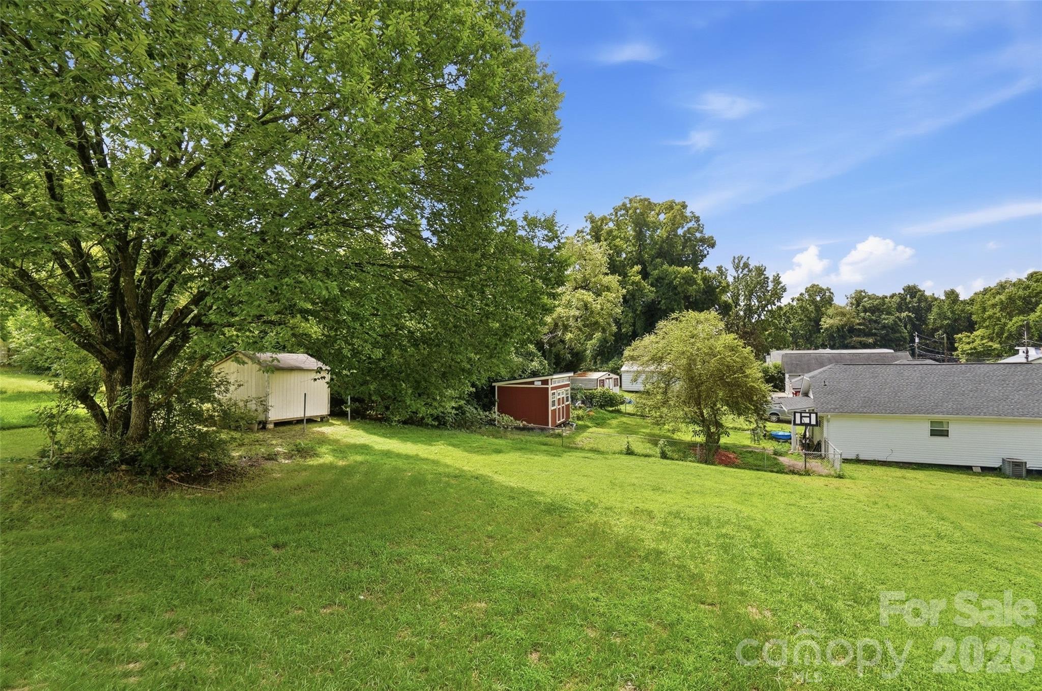 917 Bethpage Road Property Photo 37