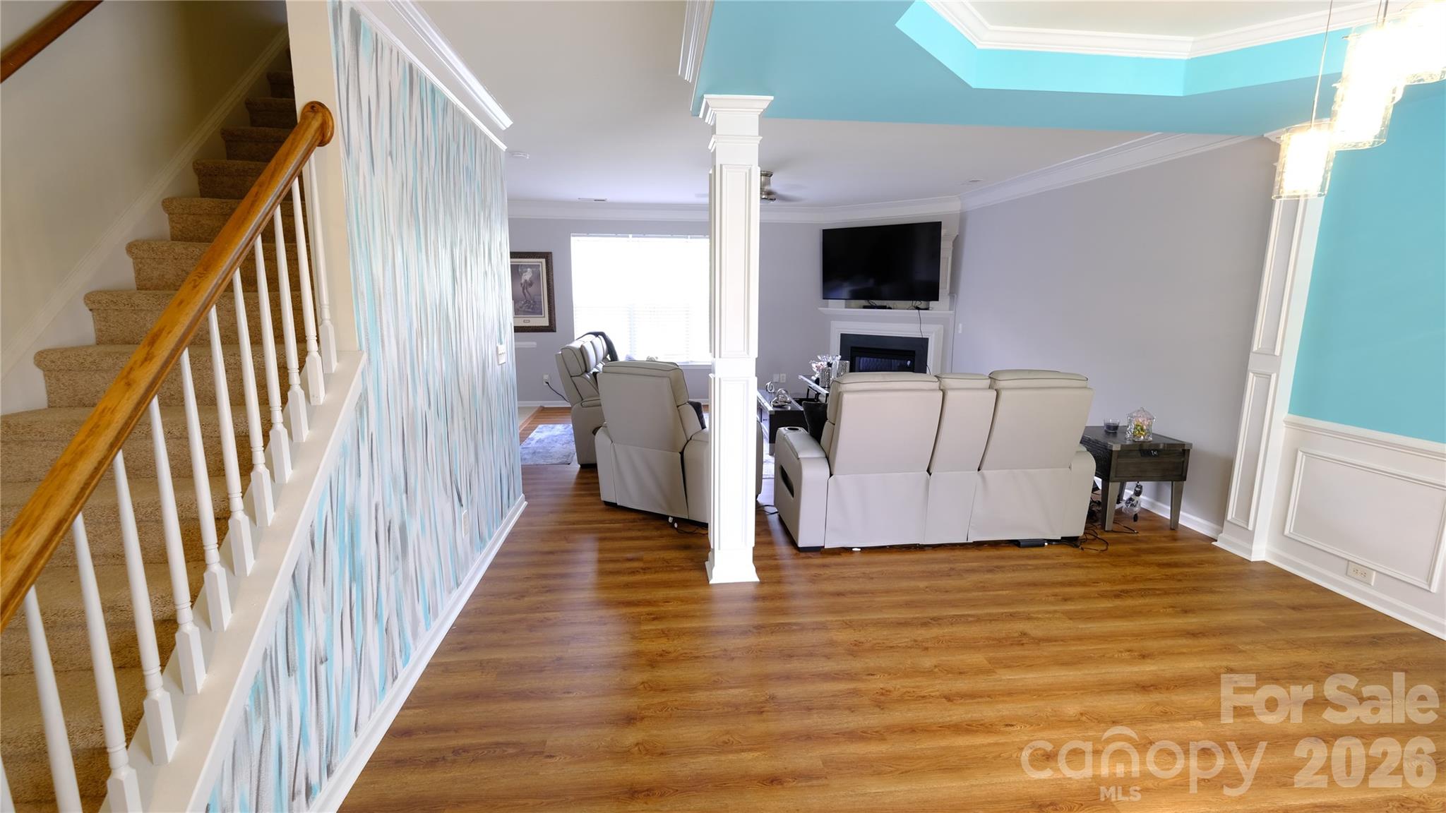 608 Wrayhill Drive Property Photo 8