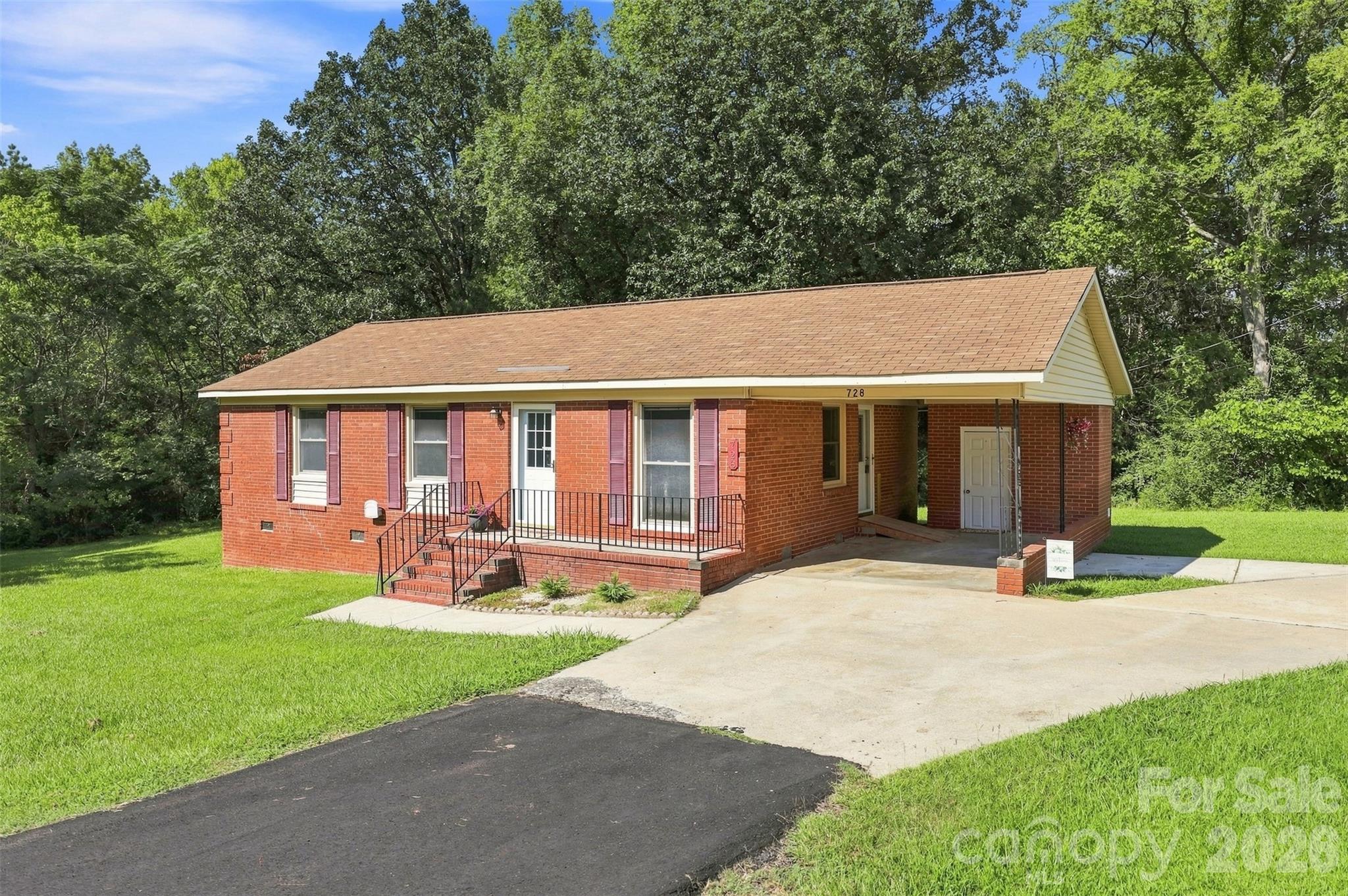 728 Center Road Property Photo 17