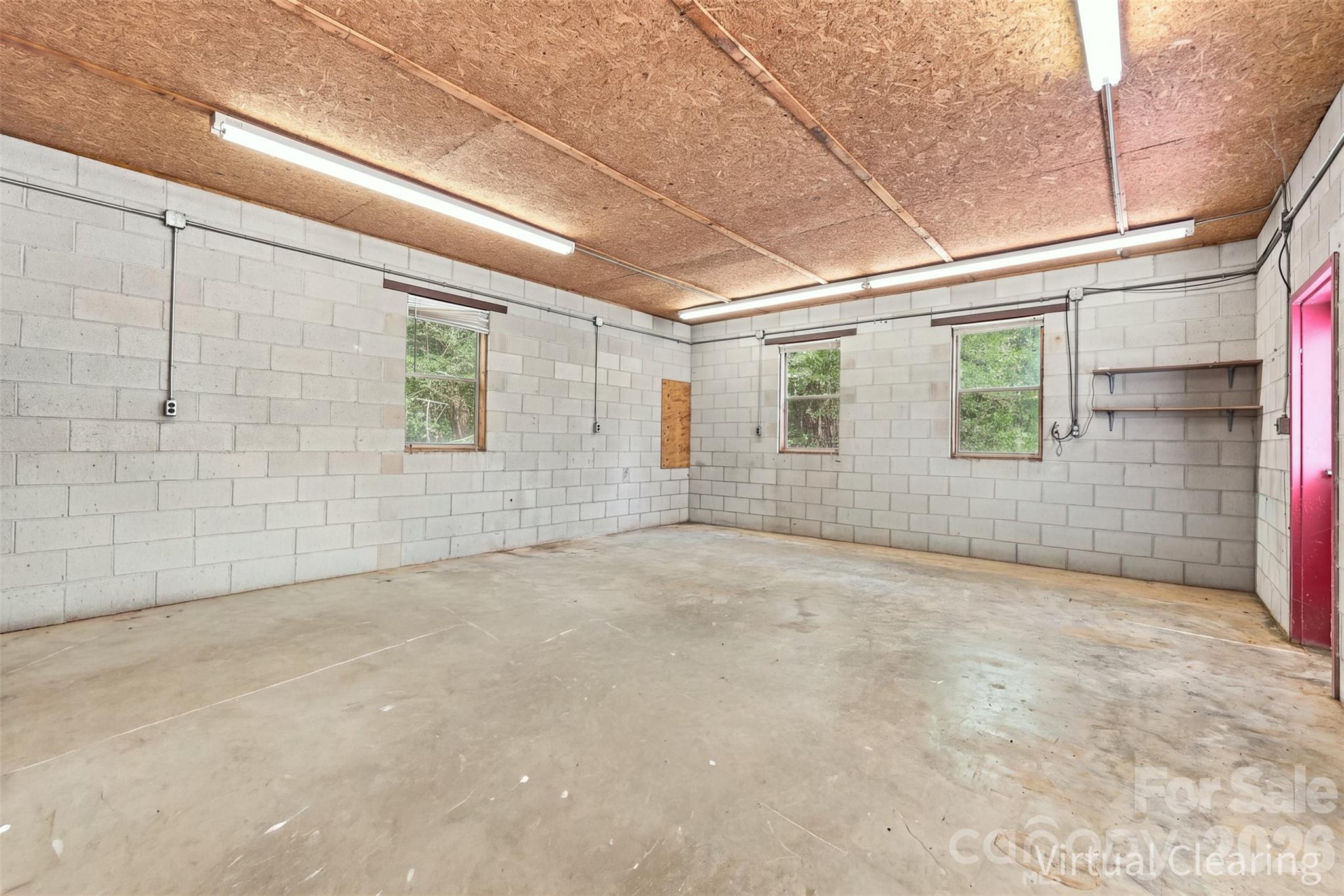 728 Center Road Property Photo 25