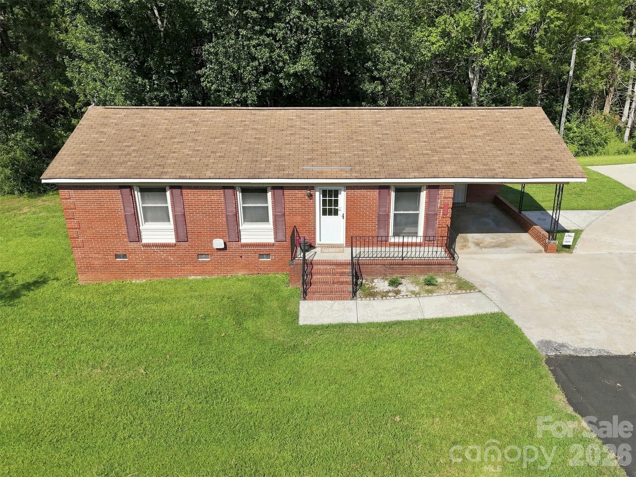 728 Center Road Property Photo 28