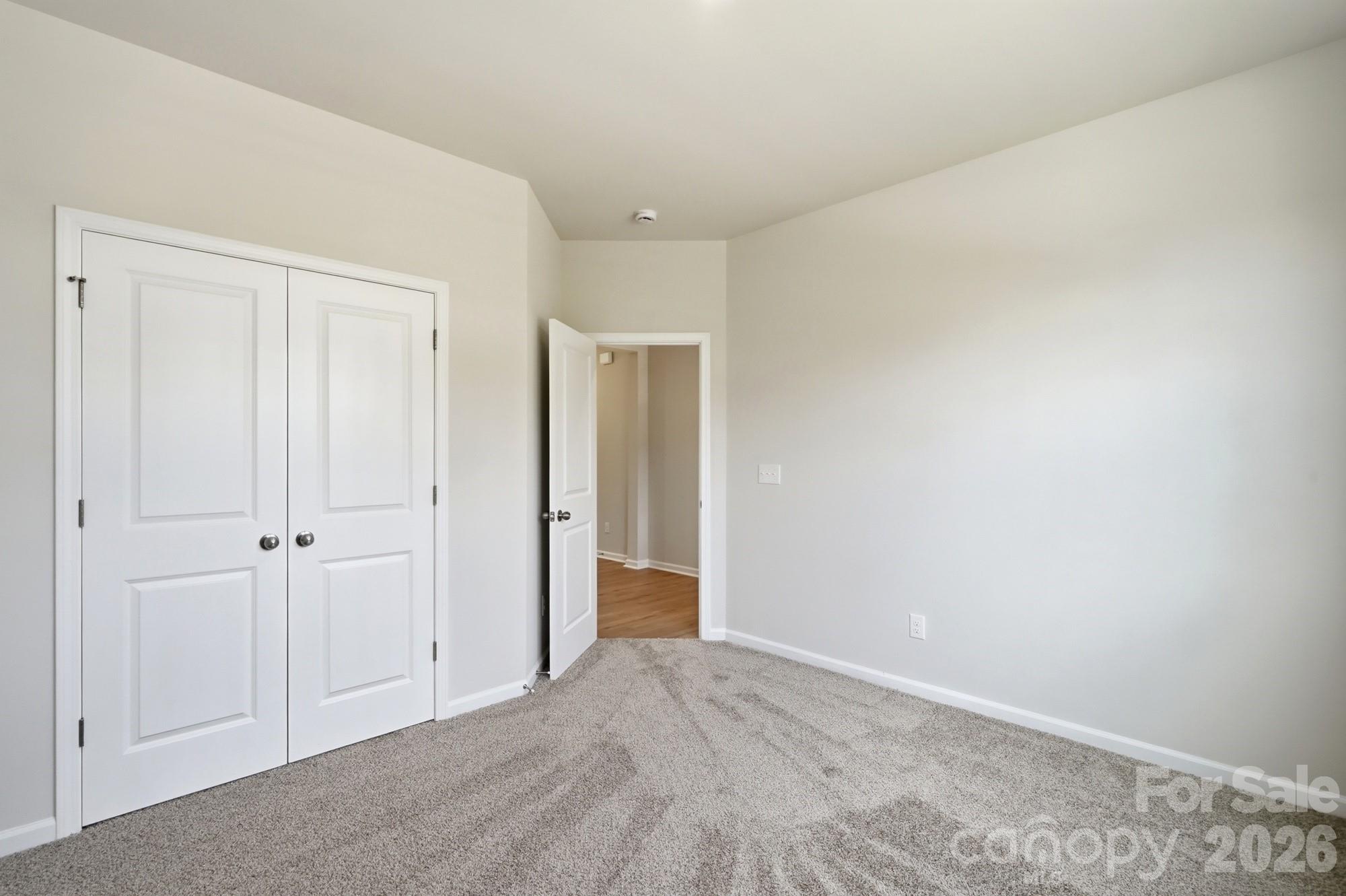 2730 Phoenix Court Property Photo 10