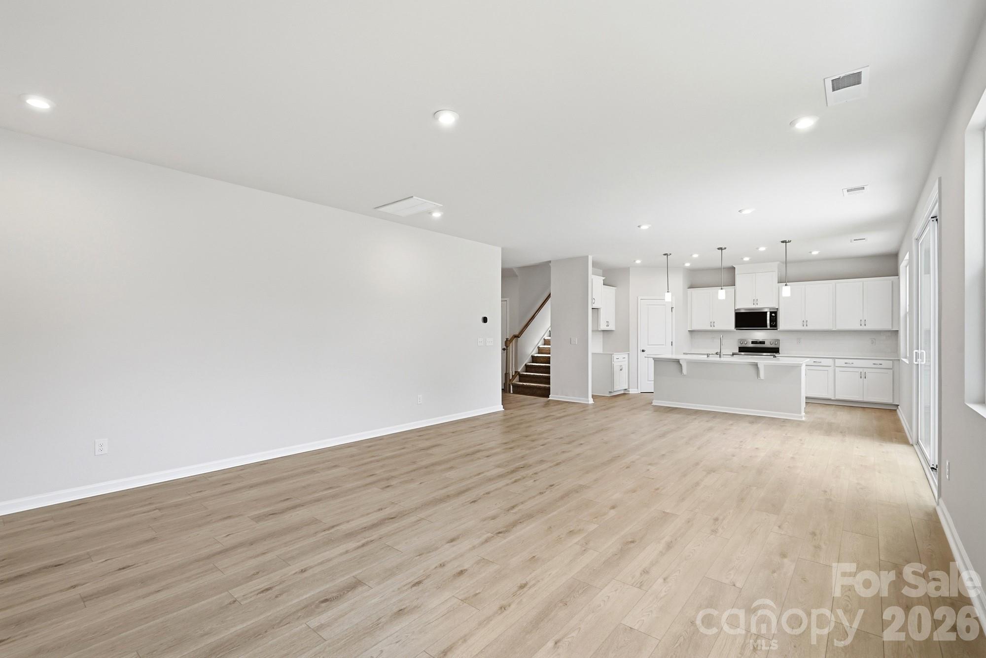 2730 Phoenix Court Property Photo 15