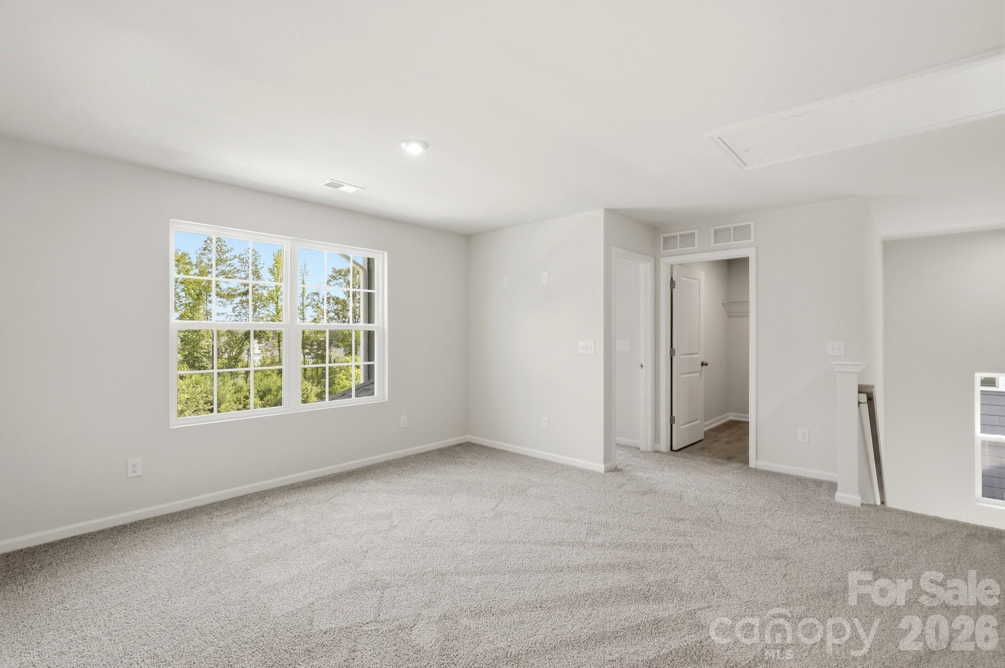 2730 Phoenix Court Property Photo 33