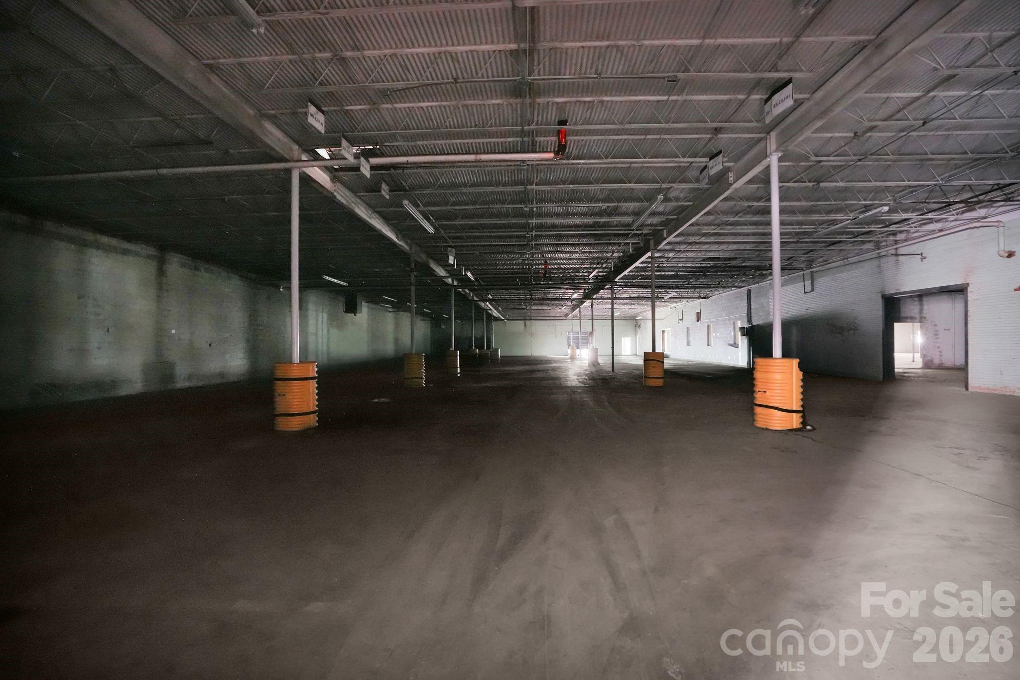 900 W Academy Street Property Photo 13